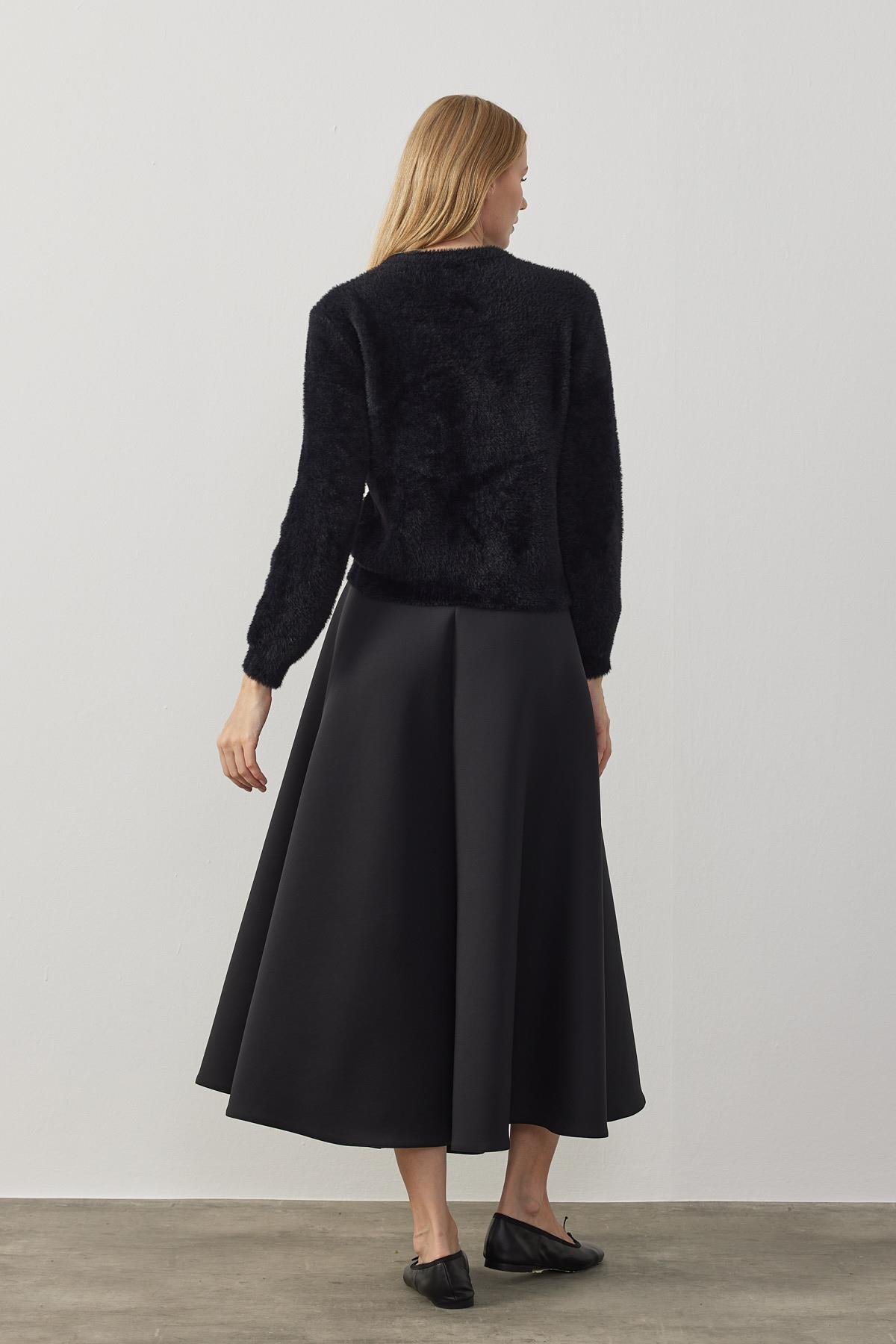 Layla Aksesuar Düğmeli Peluş Hırka  - Siyah