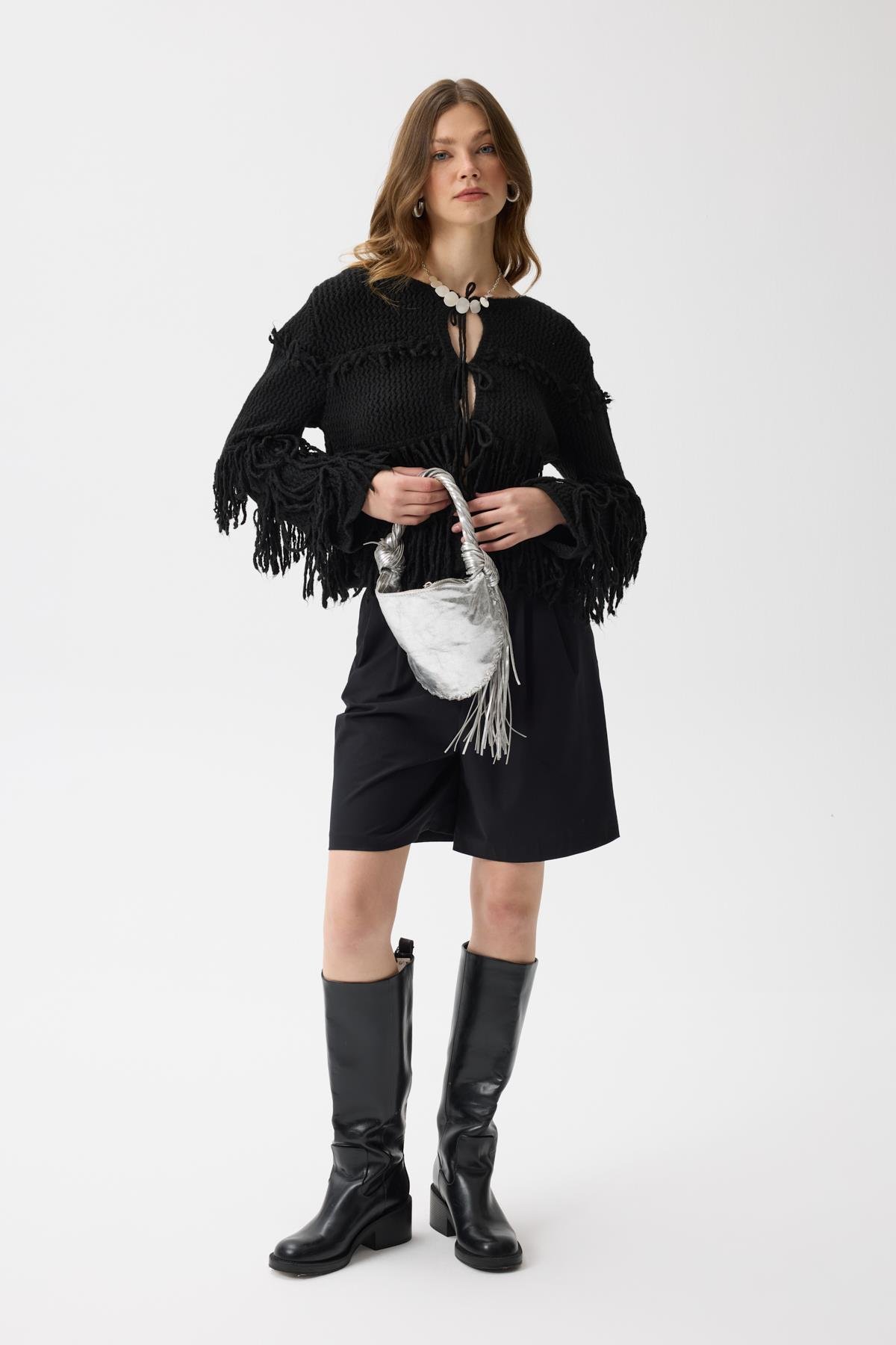 Lena Püsküllü Hırka - Siyah