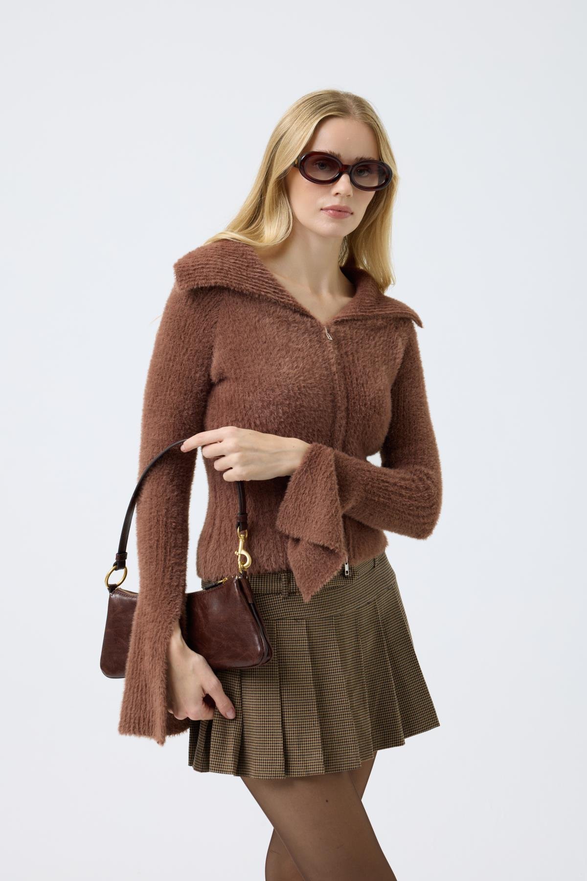 Lexa Denizci  Yaka Fermuarlı Hırka - Kahve 