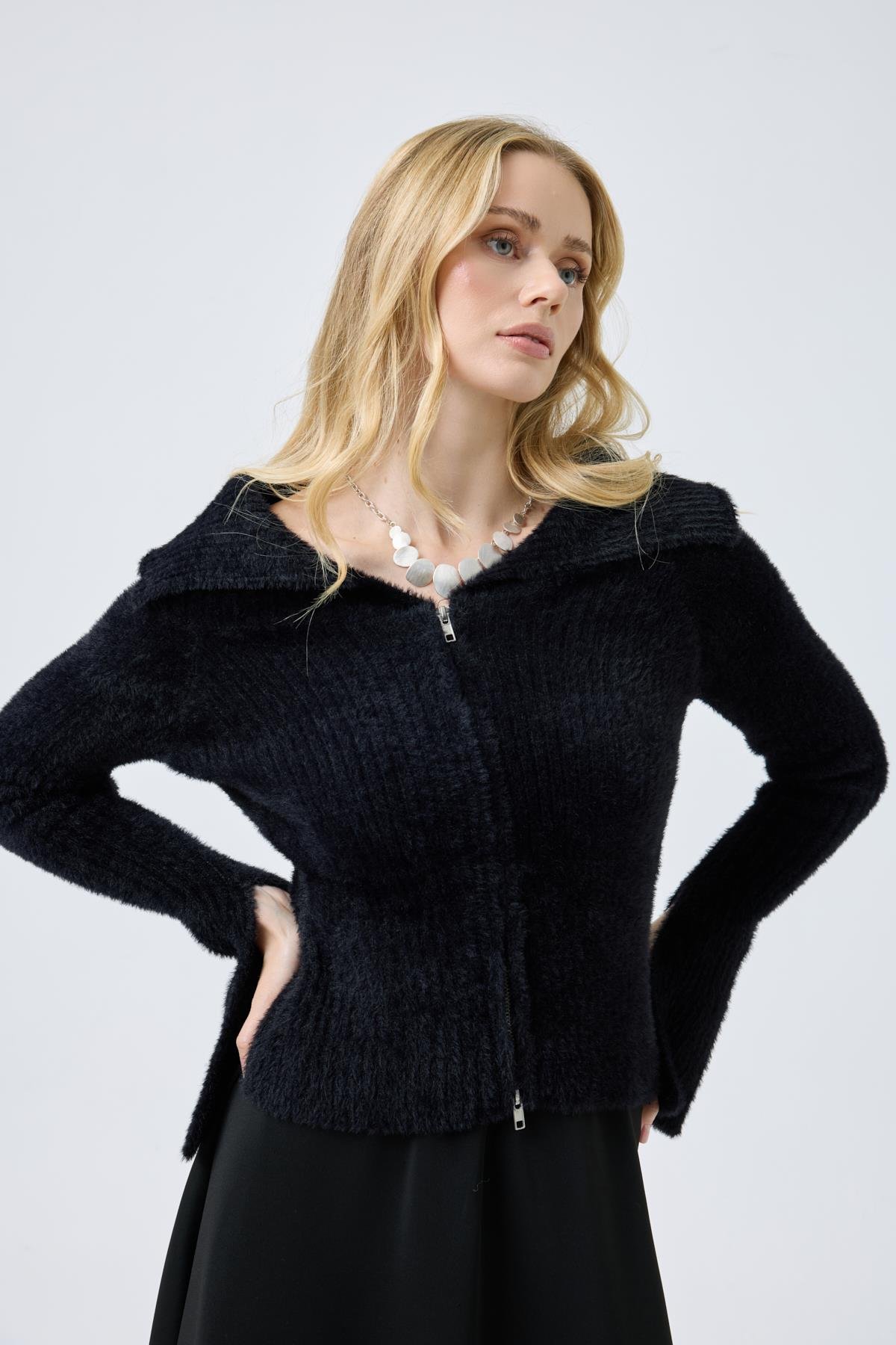 Lexa Denizci  Yaka Fermuarlı Hırka - Siyah 