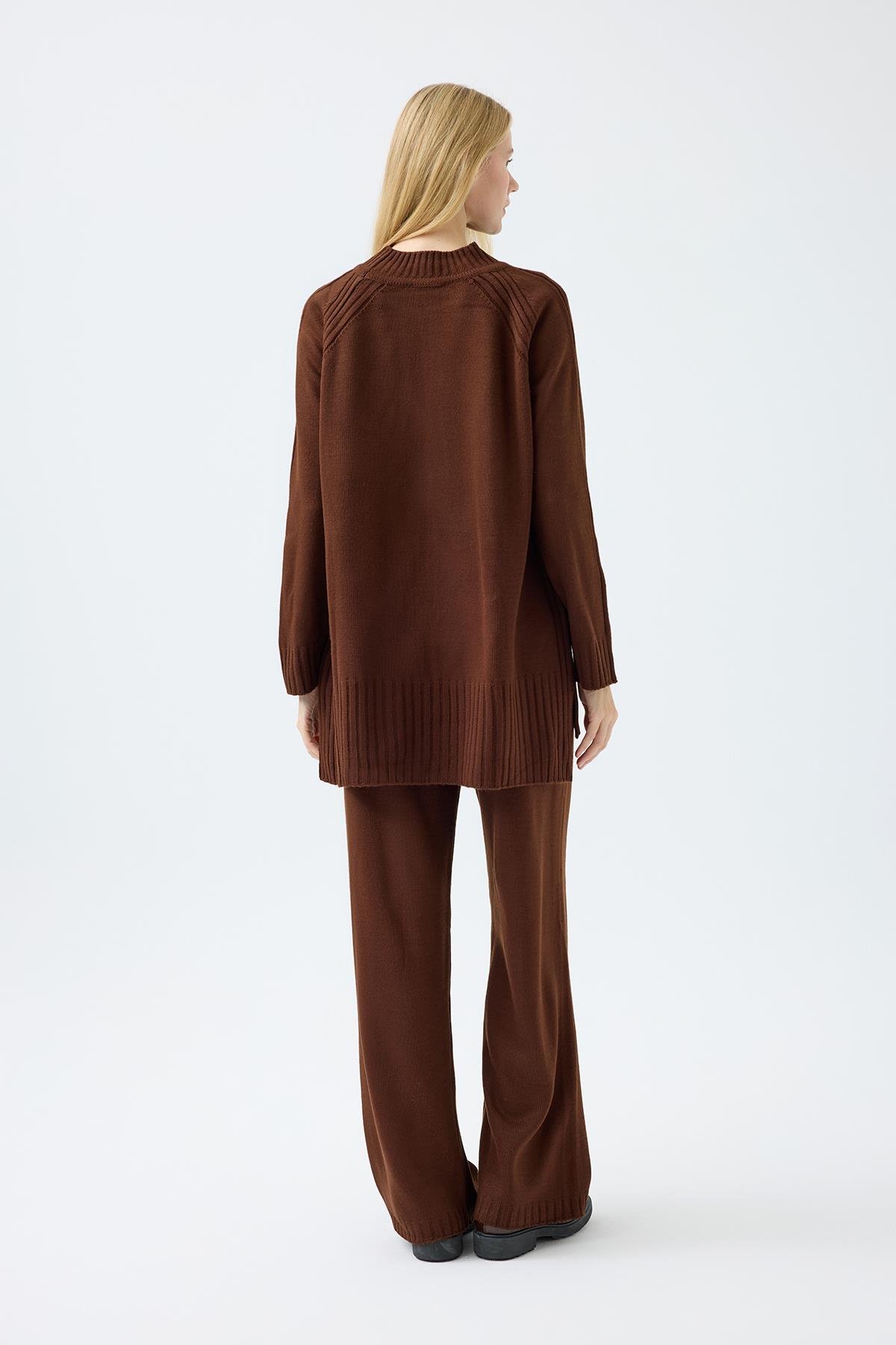 Lilie Nervürlü Triko Takım - Kahverengi 