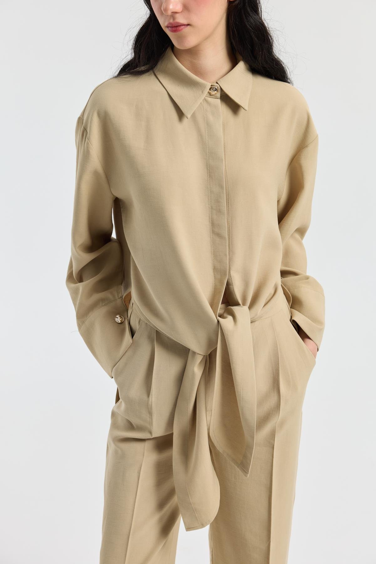 Liliya Önden Bağlamalı Pile Detaylı Takım - Camel