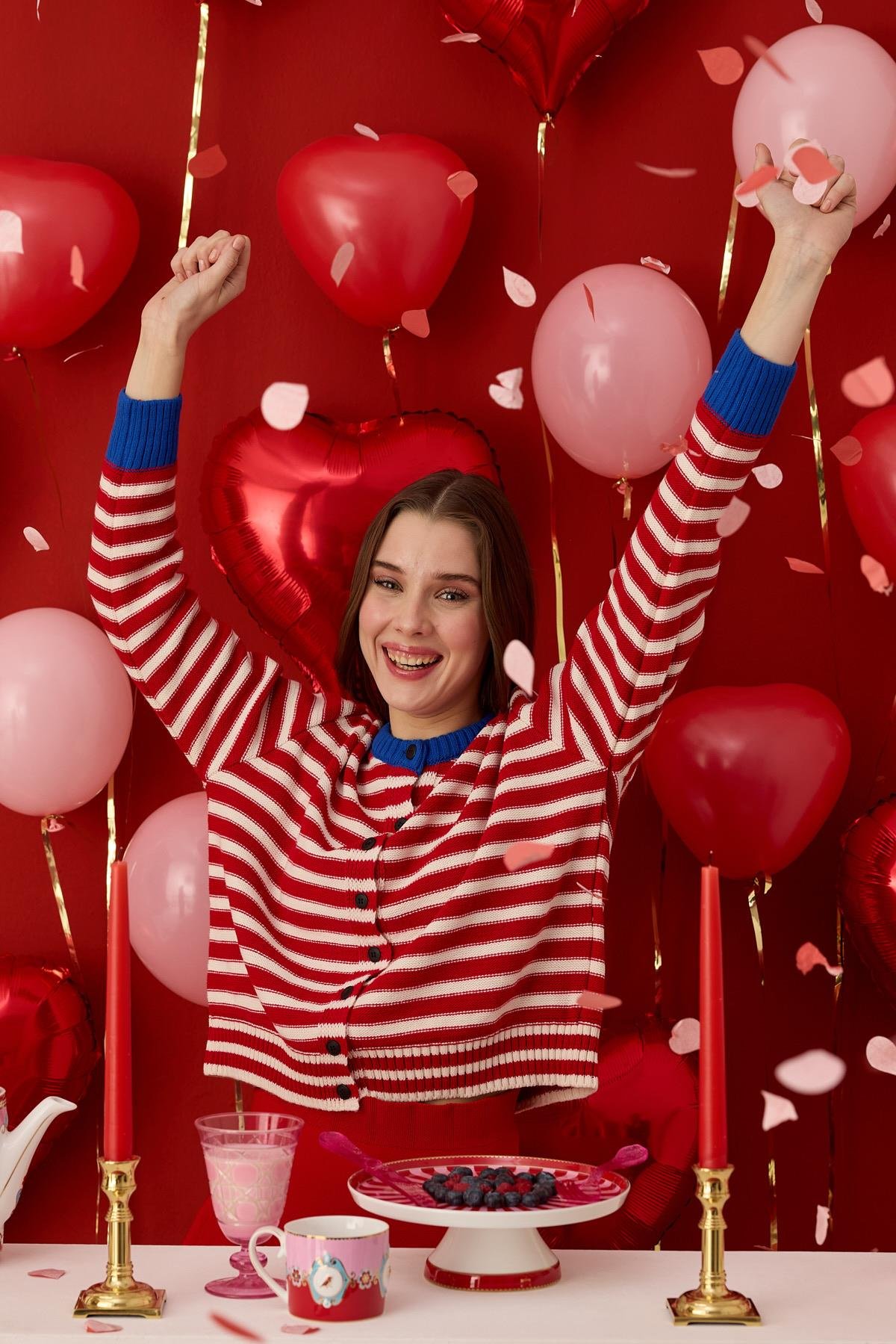 Lotus Kontrast Geçişli Hırka- Kırmızı