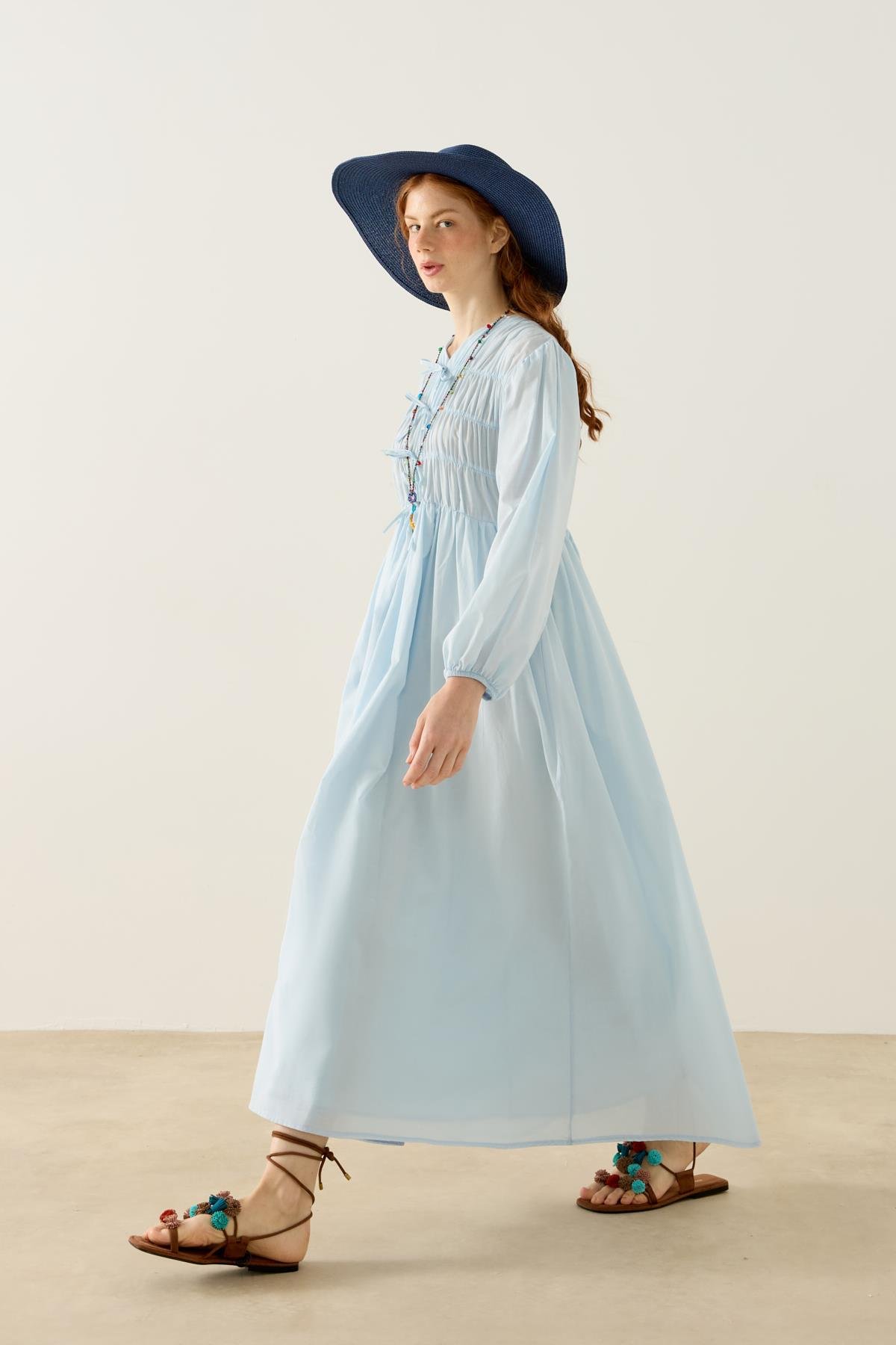 Lucianna Fiyonklu Büzgülü Vual Elbise - Mavi