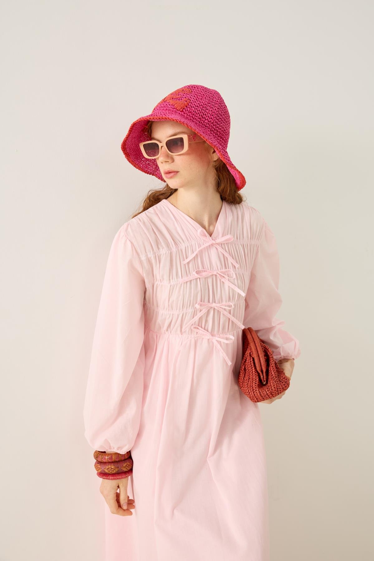 Lucianna Fiyonklu Büzgülü Vual Elbise - Pembe