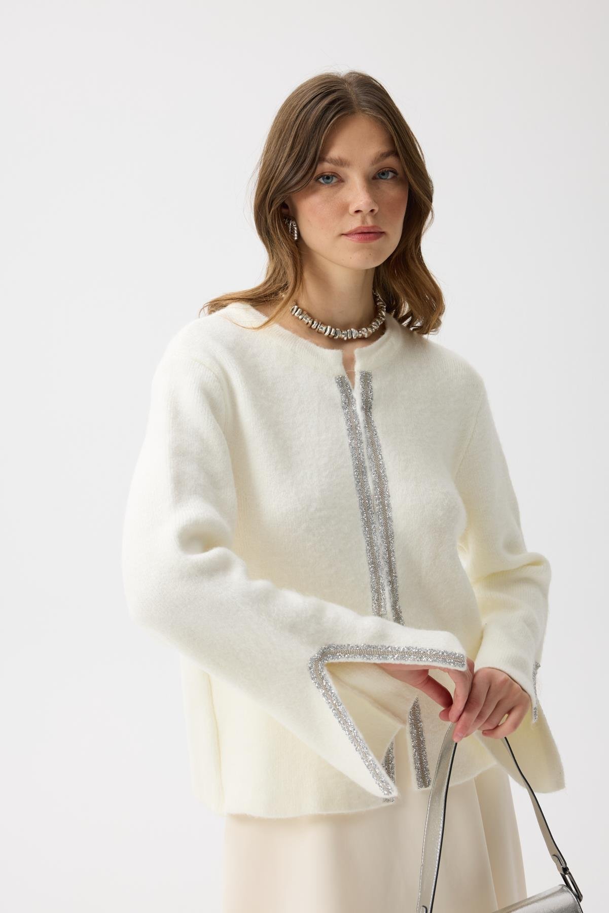 Madelyn Taş İşlemeli Hırka - Ekru