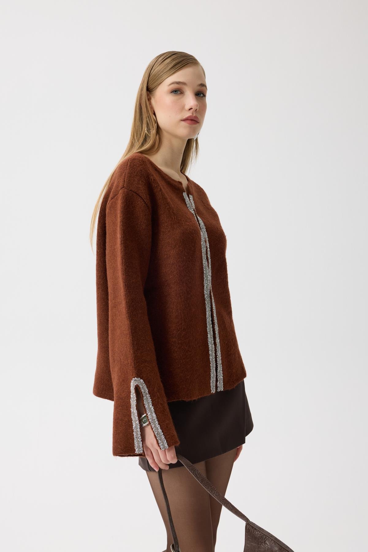 Madelyn Taş İşlemeli Hırka - Kahverengi 