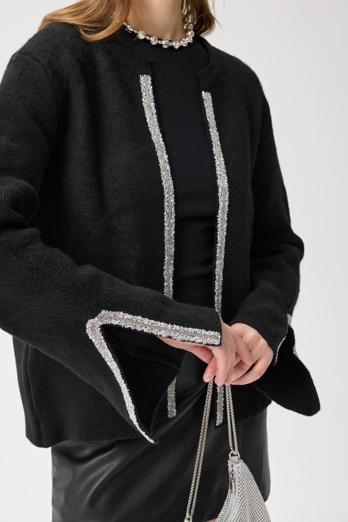 Madelyn Taş İşlemeli Hırka - Siyah 