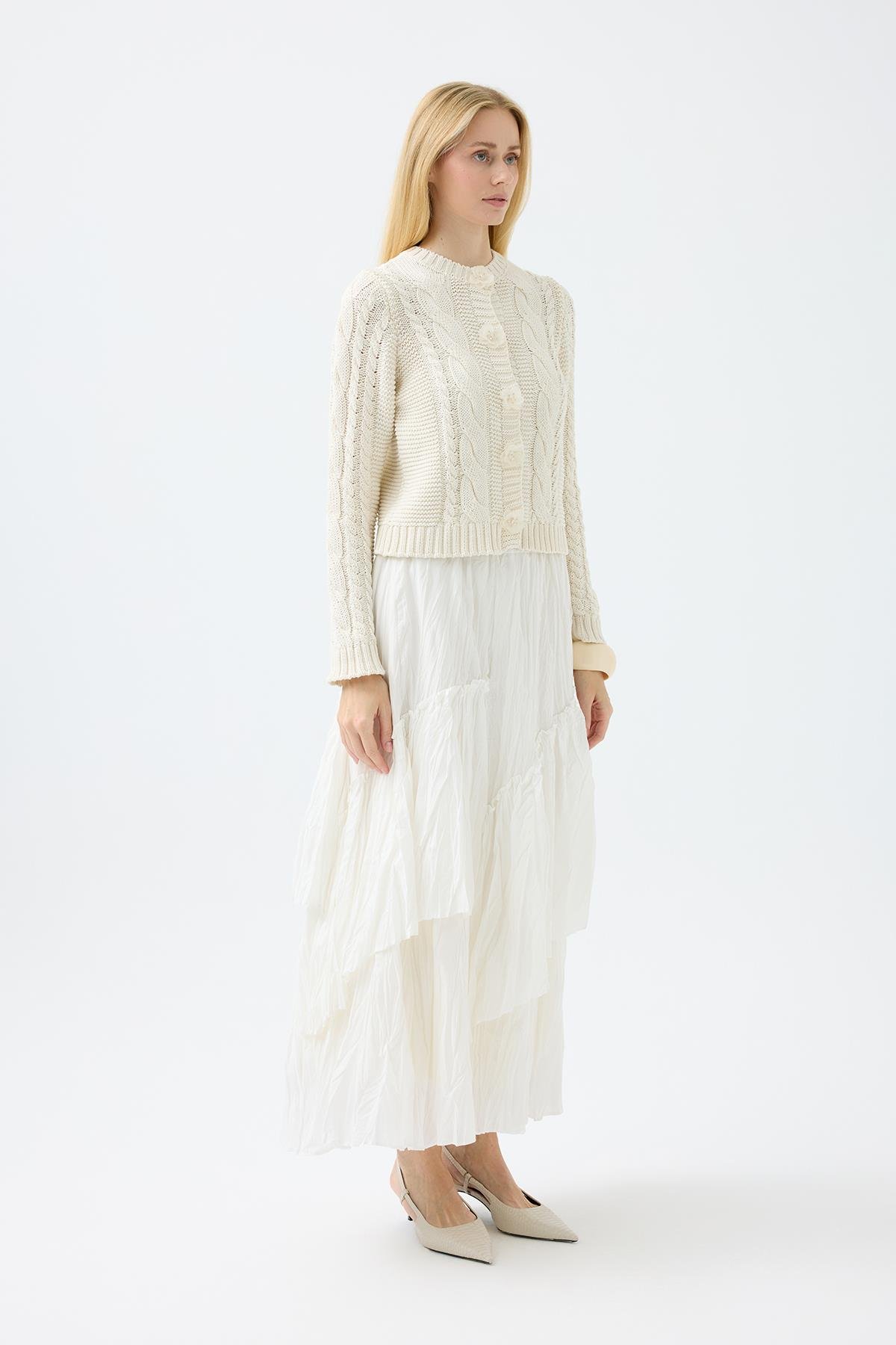 Marilyn Düğme Aksesuarlı Hırka - Bej 