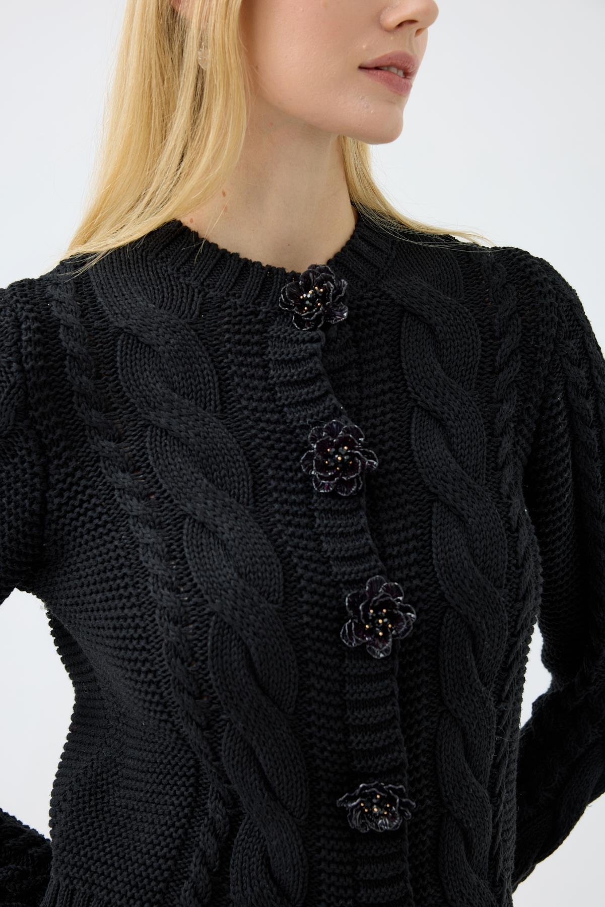 Marilyn Düğme Aksesuarlı Hırka - Siyah 