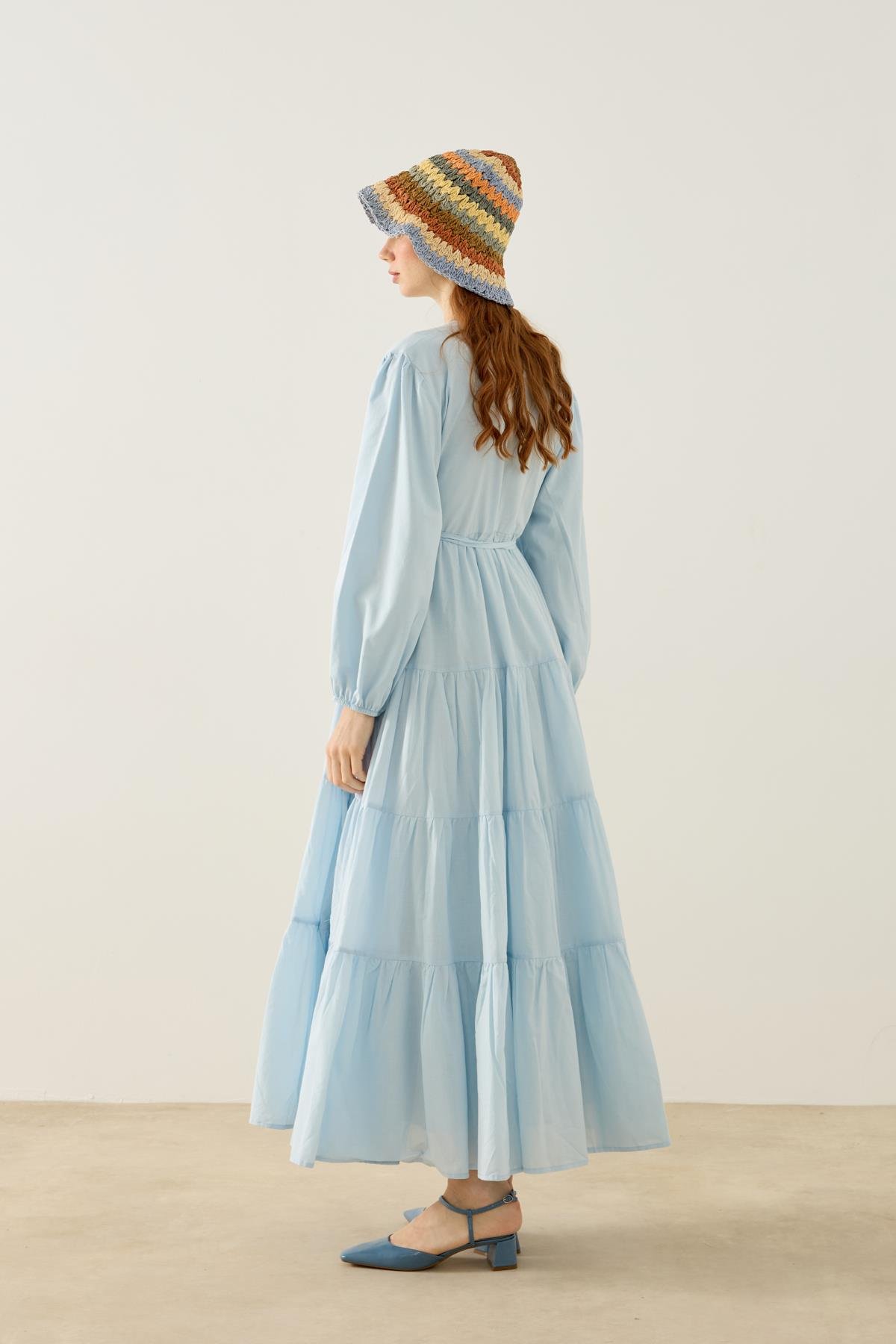 Mariposa Katlı Düğmeli Vual Elbise - Mavi