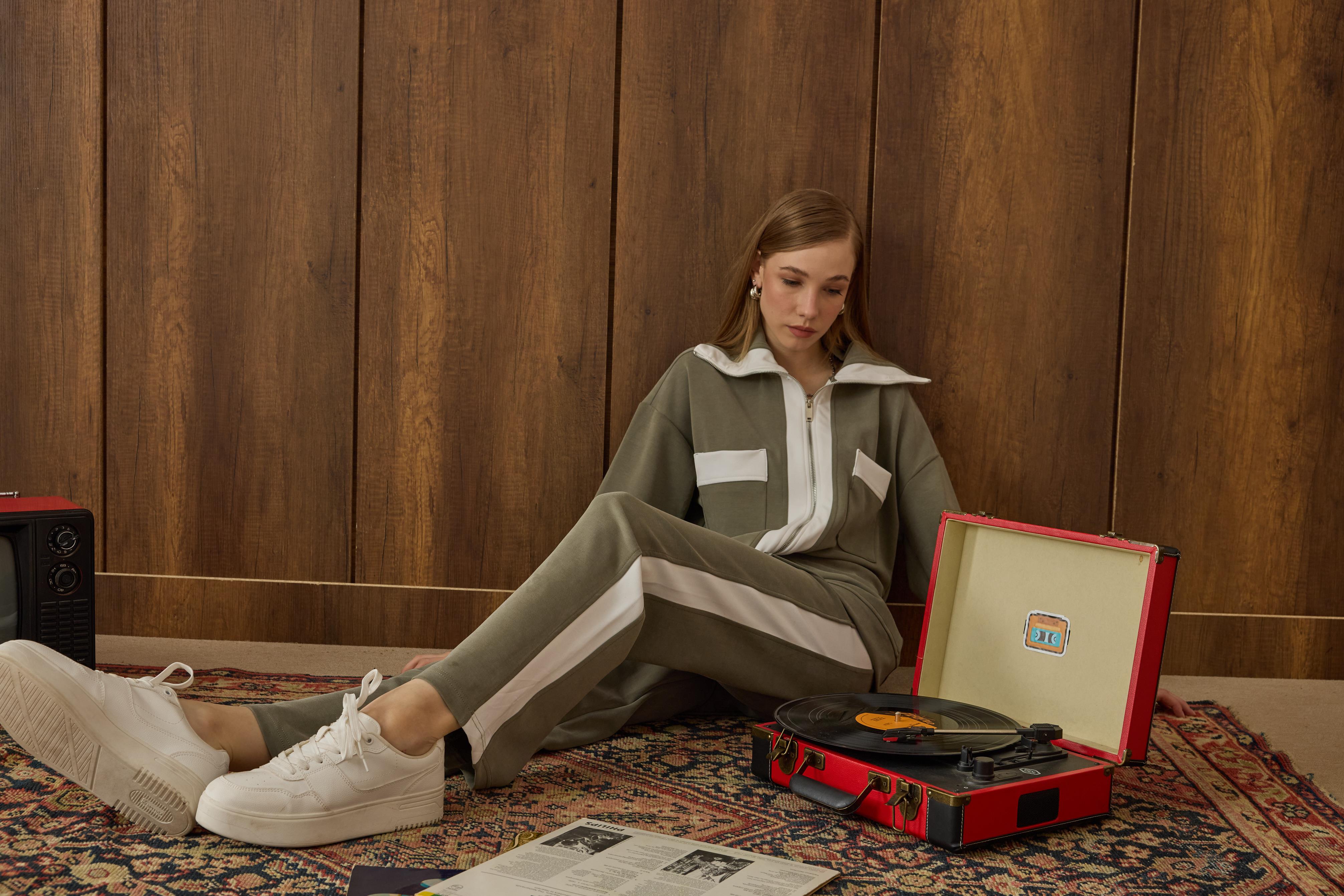 Mattea Yakalı Garnili Modal Takım - Yeşil