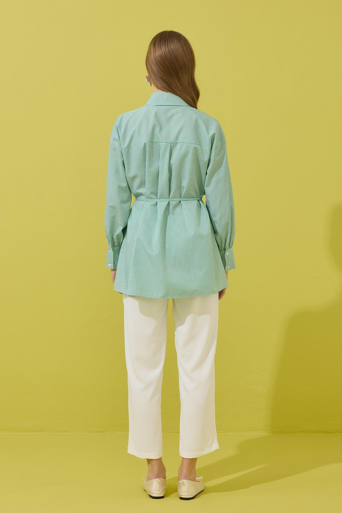 Millie Taş İşlemeli Biye Kemerli Gömlek - Yeşil