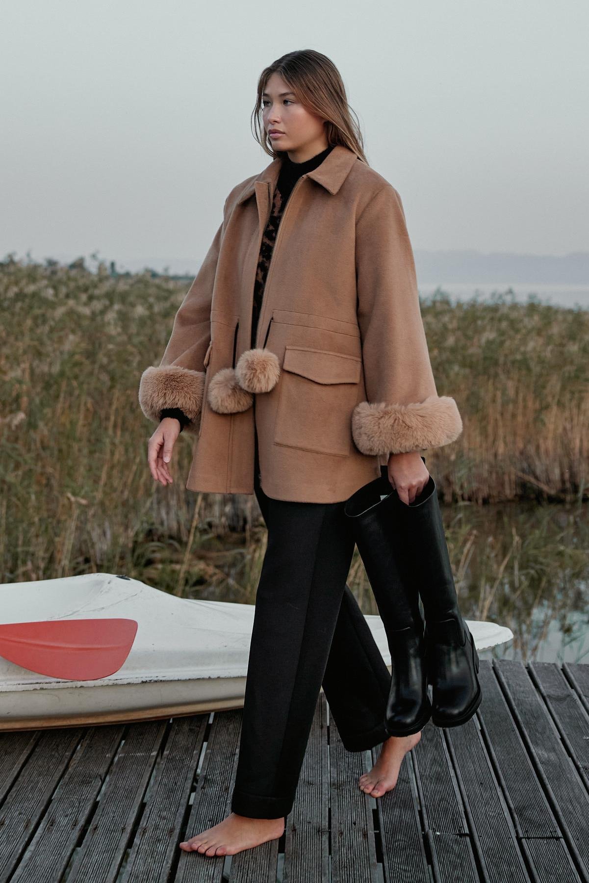 Molly Kürk Detaylı Kaban-Camel
