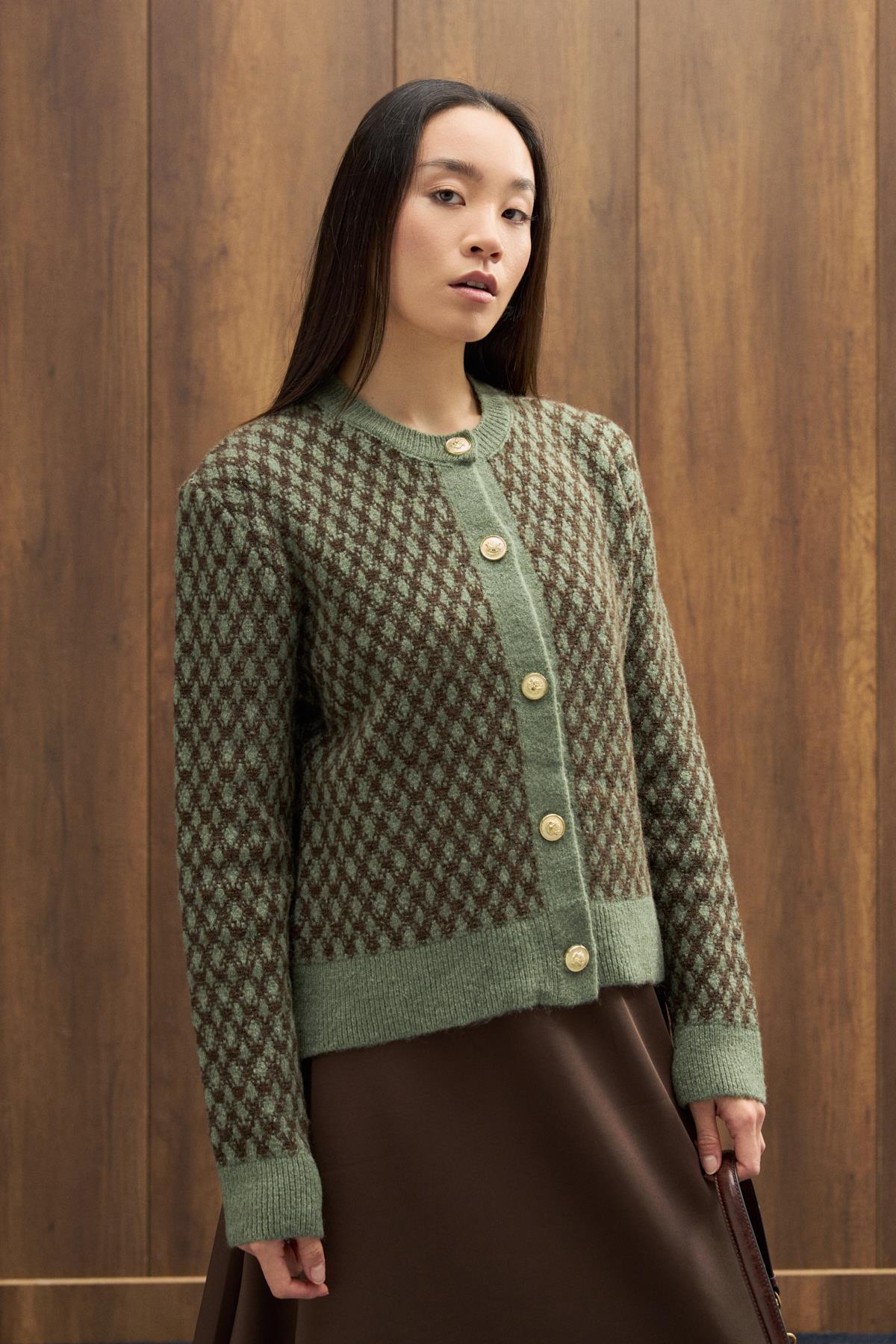 Nicole Gold Düğmeli Hırka