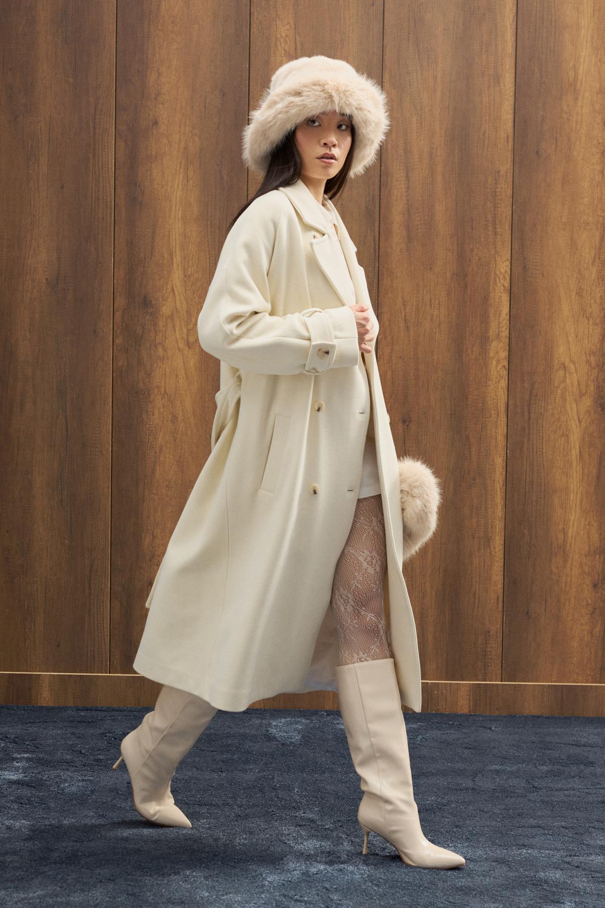 Nile Kuşaklı Kruvaze Kaşe Kaban - Ekru 