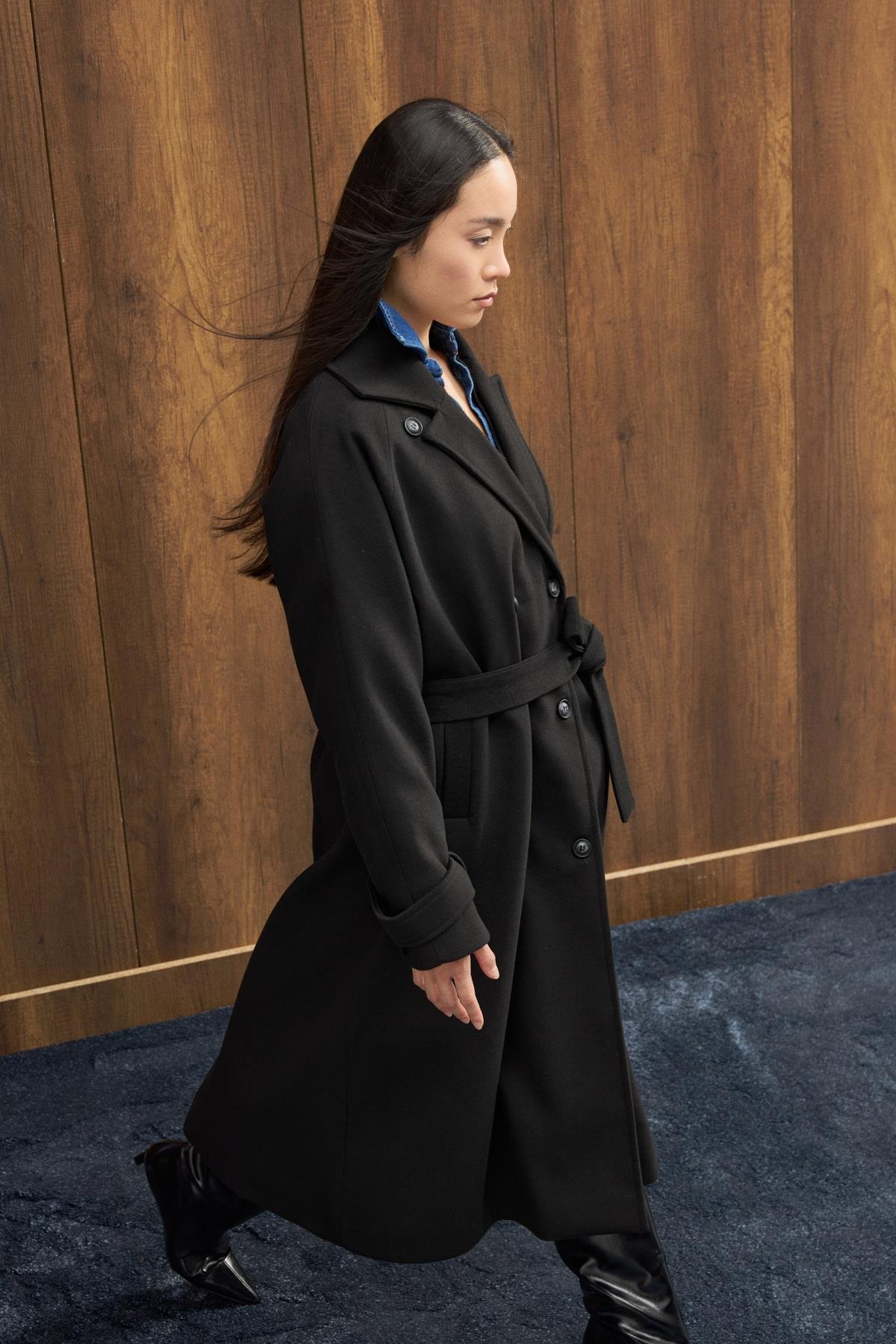 Nile Kuşaklı Kruvaze Kaşe Kaban - Siyah 