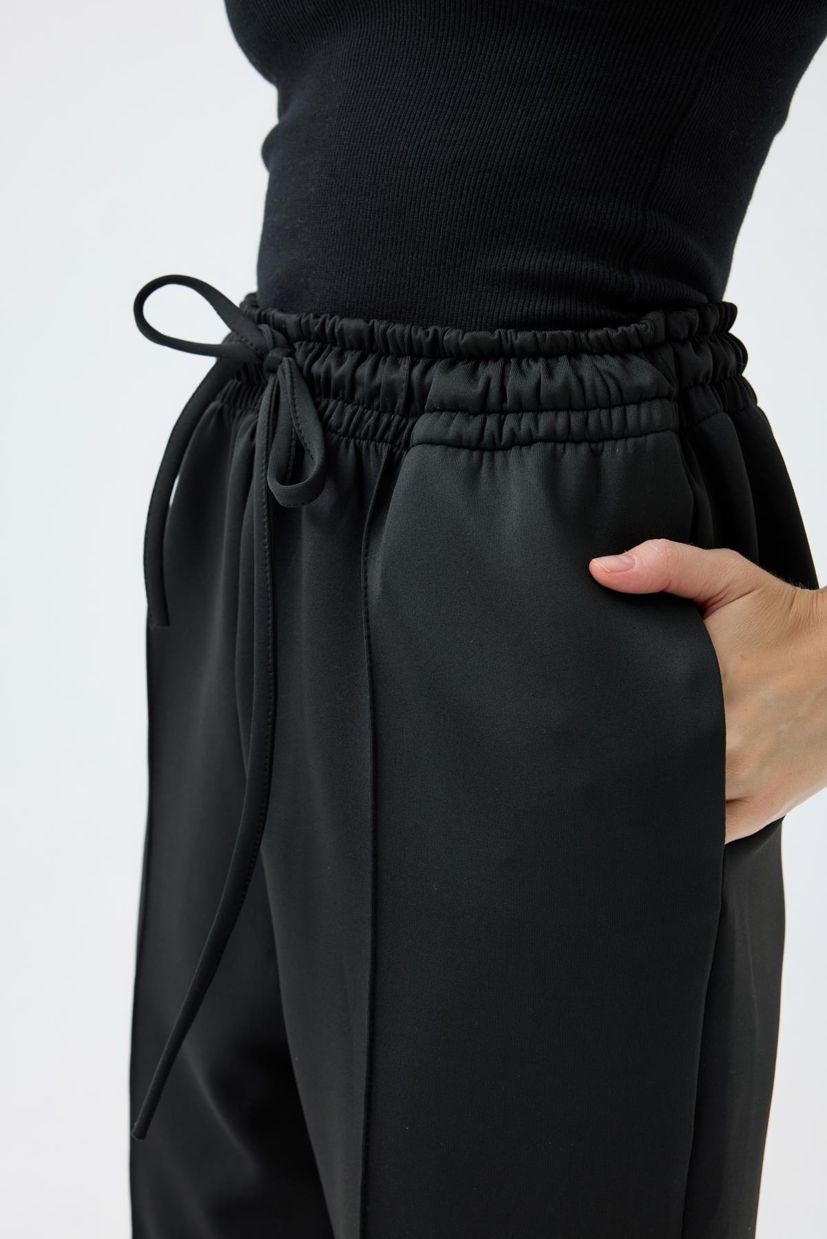 Otilla Nervürlü Skuba Havuç Pantolon - Siyah 