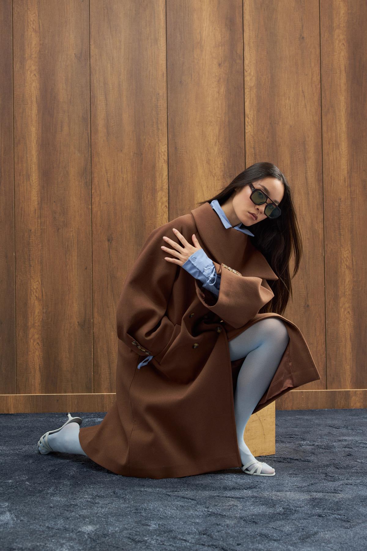 Paradoks Yaka Detaylı Oversize Kaban  - Kahverengi 