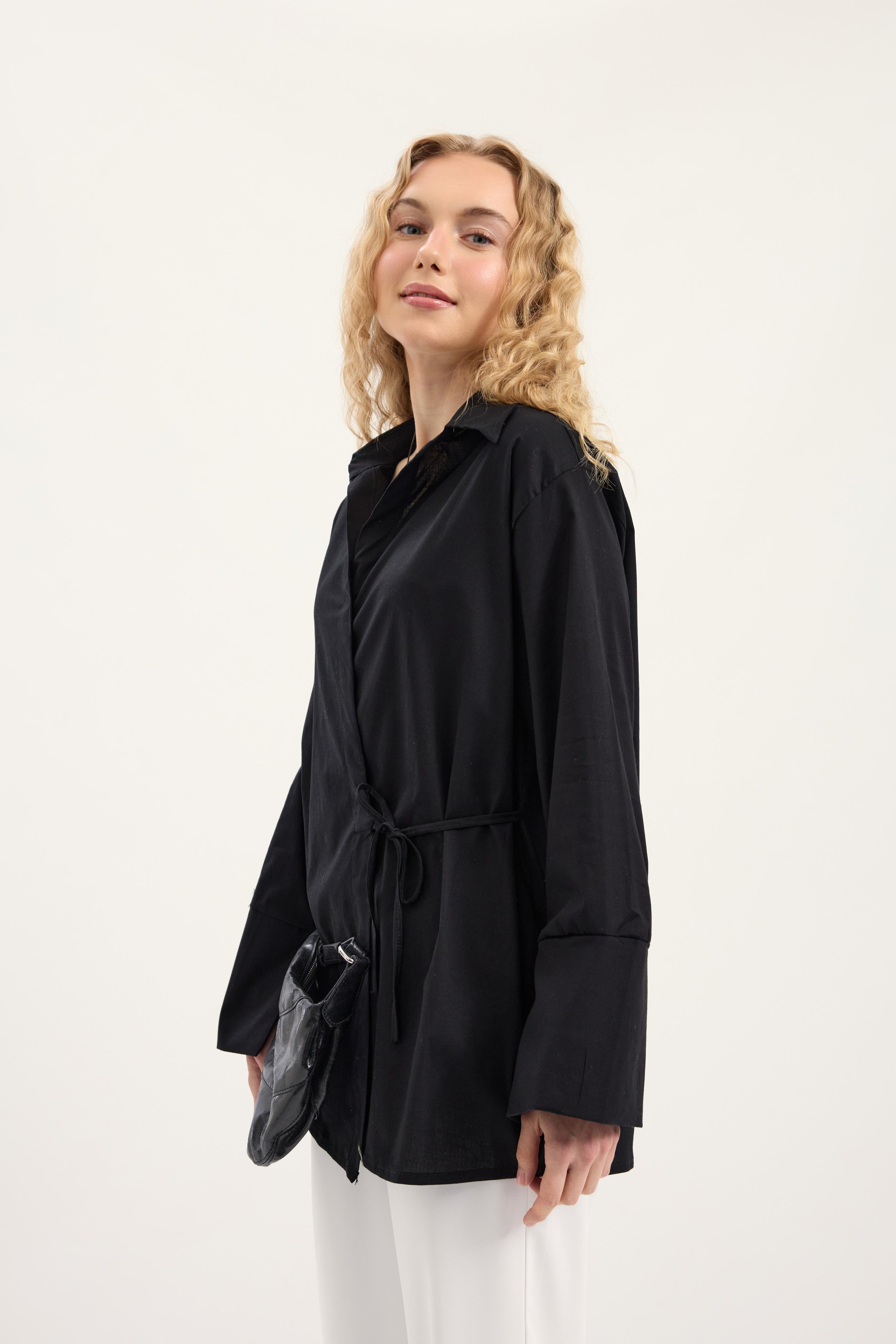 Petra Kruvaze Bağlamalı Gömlek - Siyah