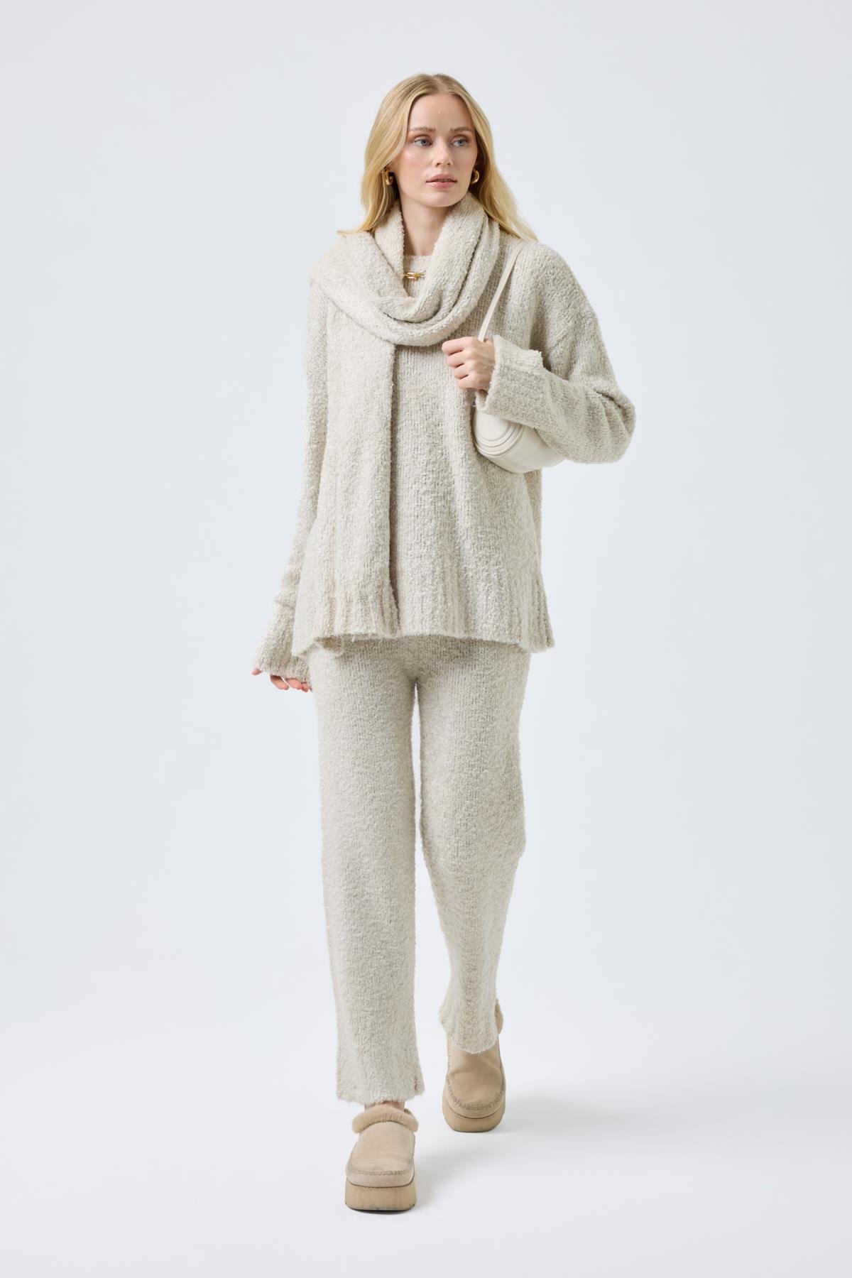Polyane Atkılı Dokulu Triko Takım - Bej 