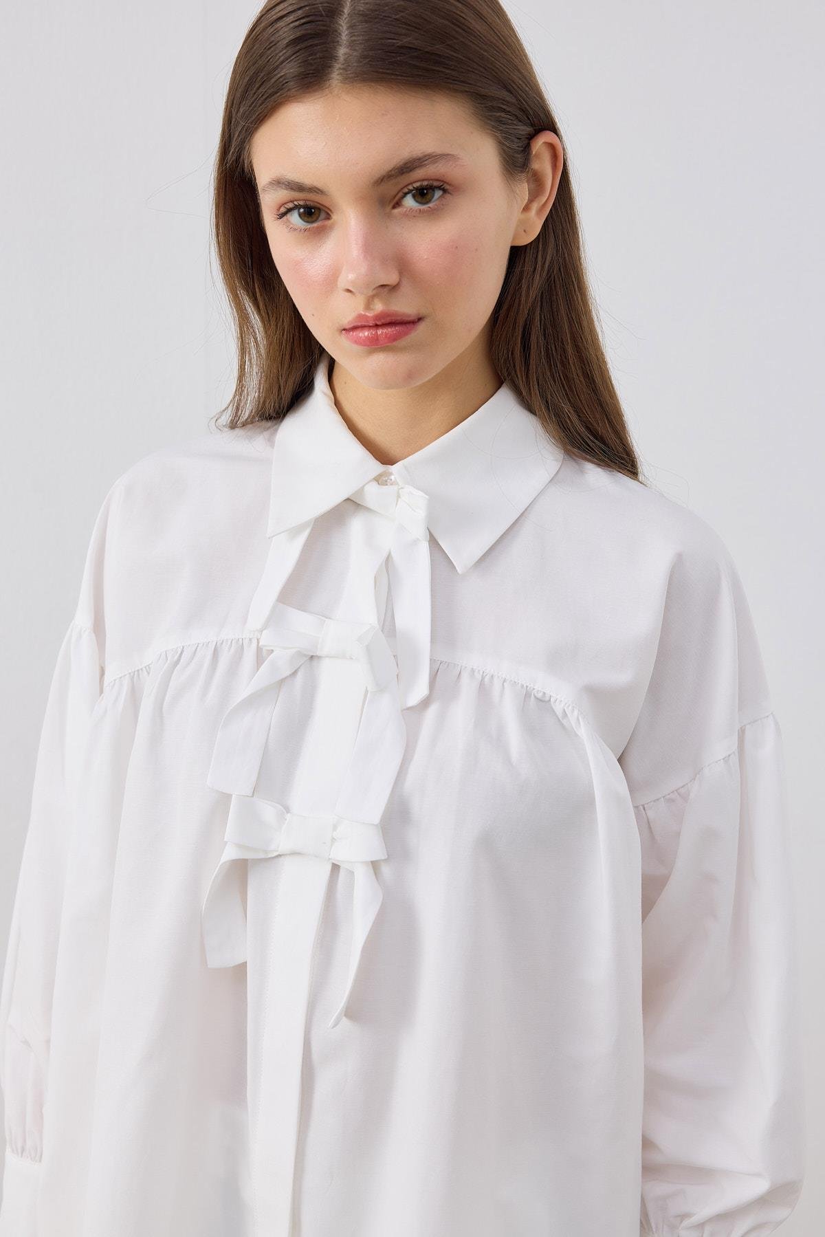 Rhia Fiyonklu Gömlek- Beyaz