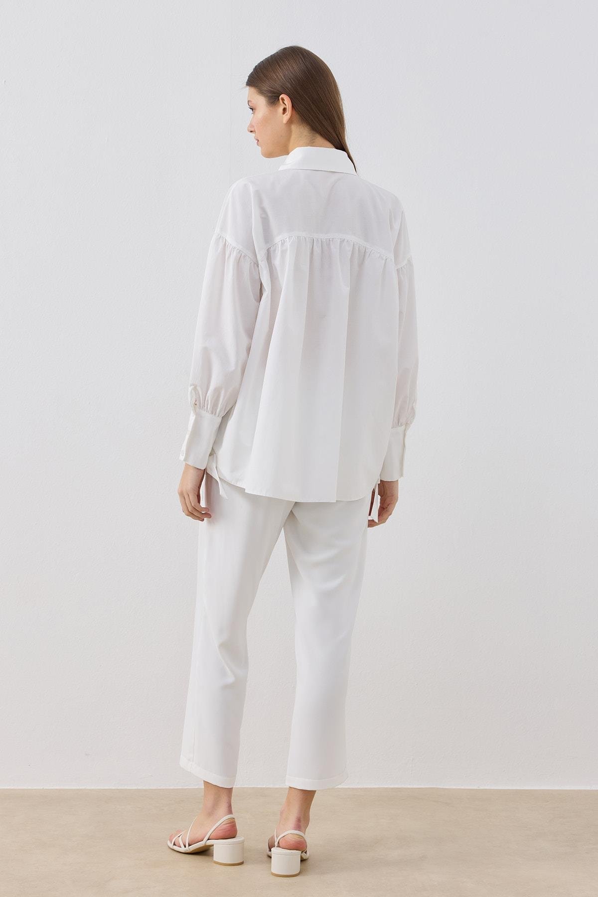 Rhia Fiyonklu Gömlek- Beyaz