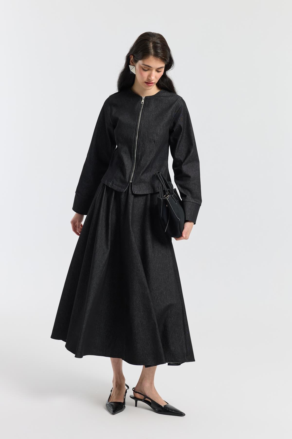 Sadie Belden Oturtmalı Kot Takım - Siyah