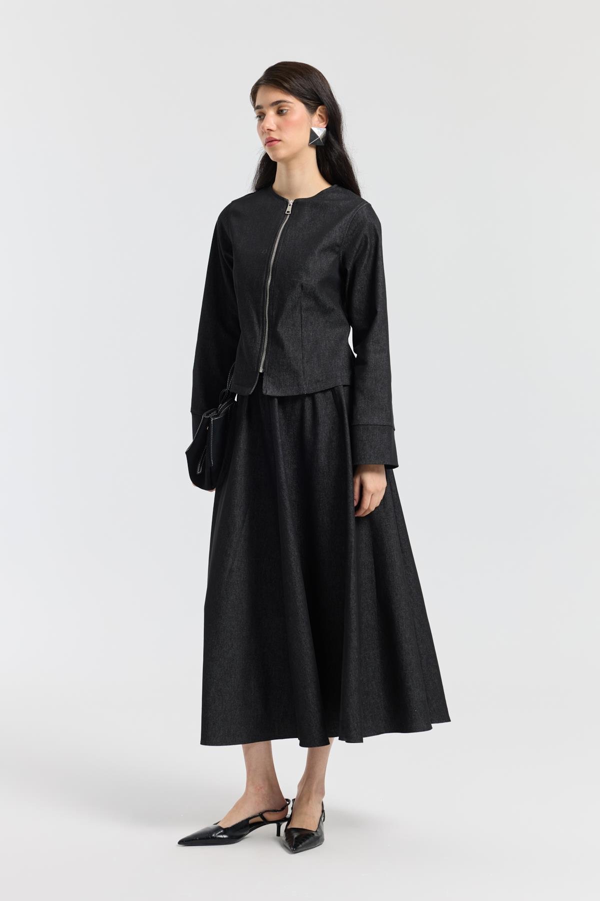 Sadie Belden Oturtmalı Kot Takım - Siyah