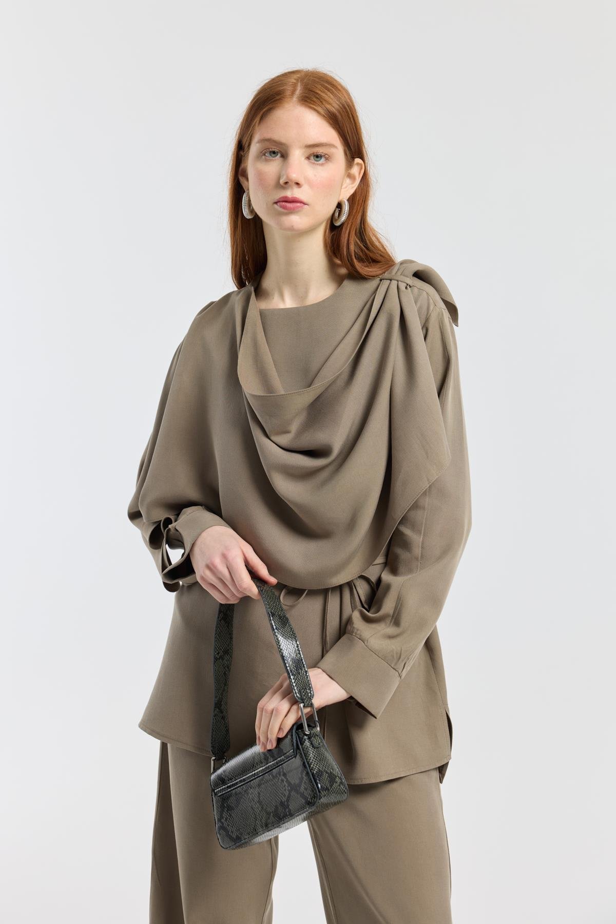 Şal Yaka Kemerli Takım - Haki