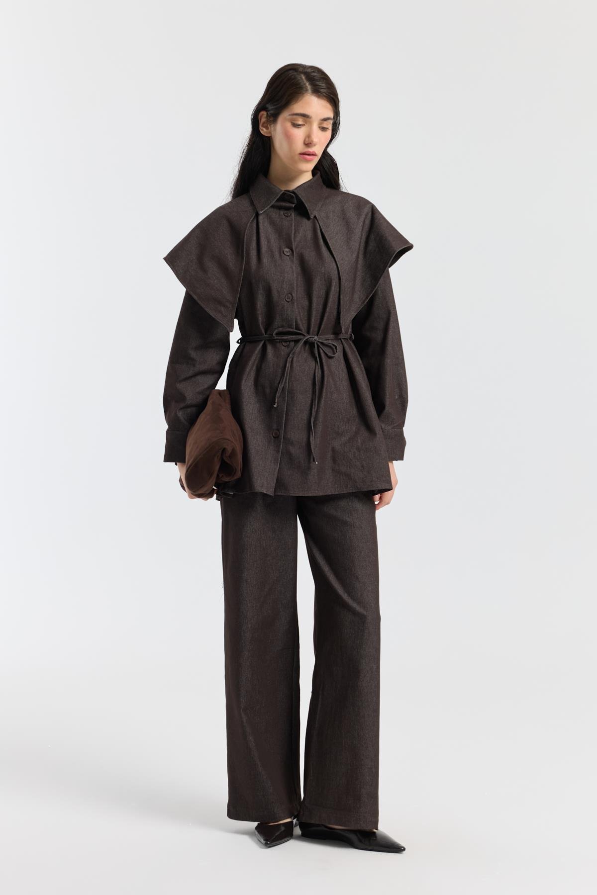 Sara Seyyar Yaka Detaylı Kot Takım - Acı kahve