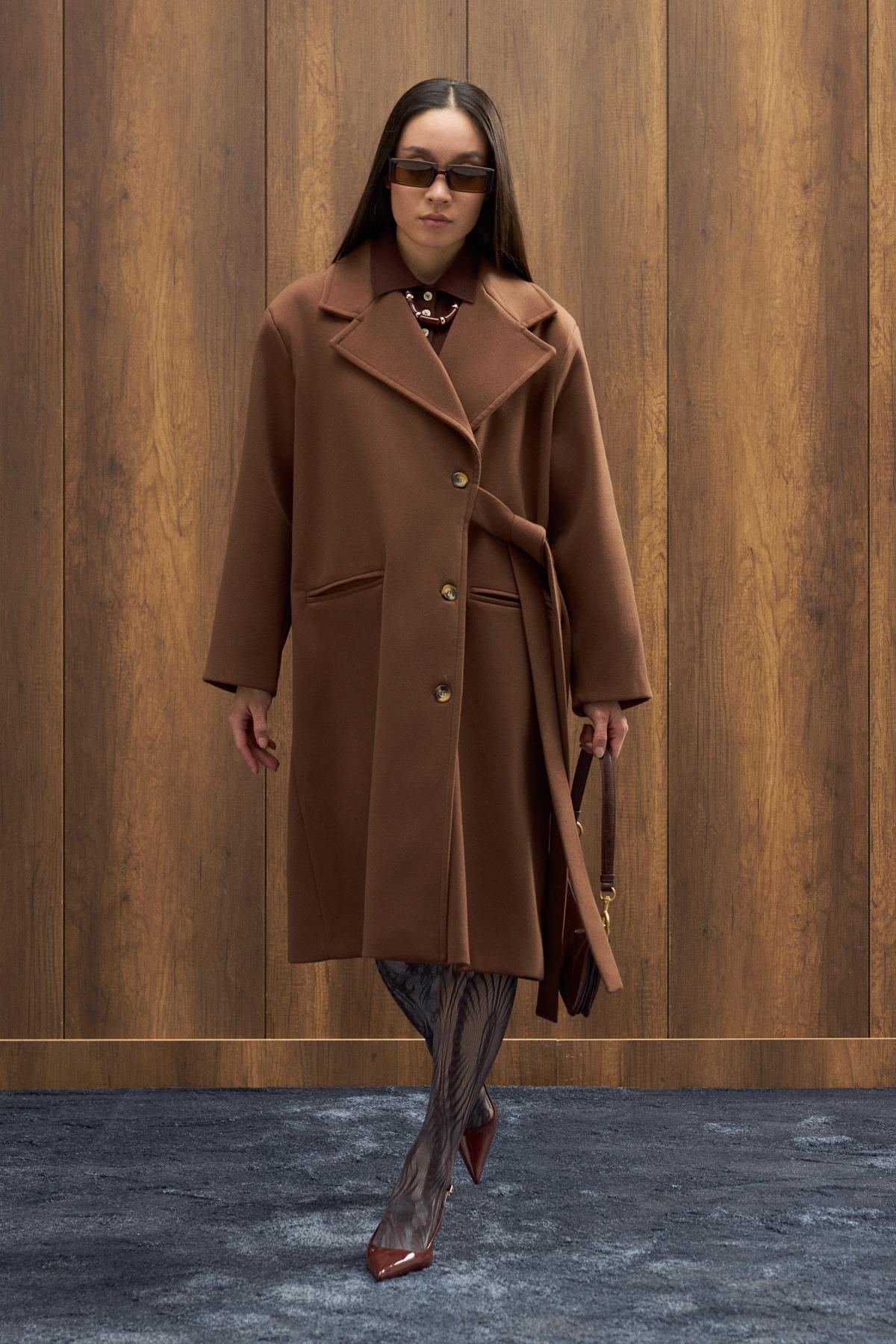 Serande Yandan Bağlamalı Kaşe Kaban  - Kahverengi 