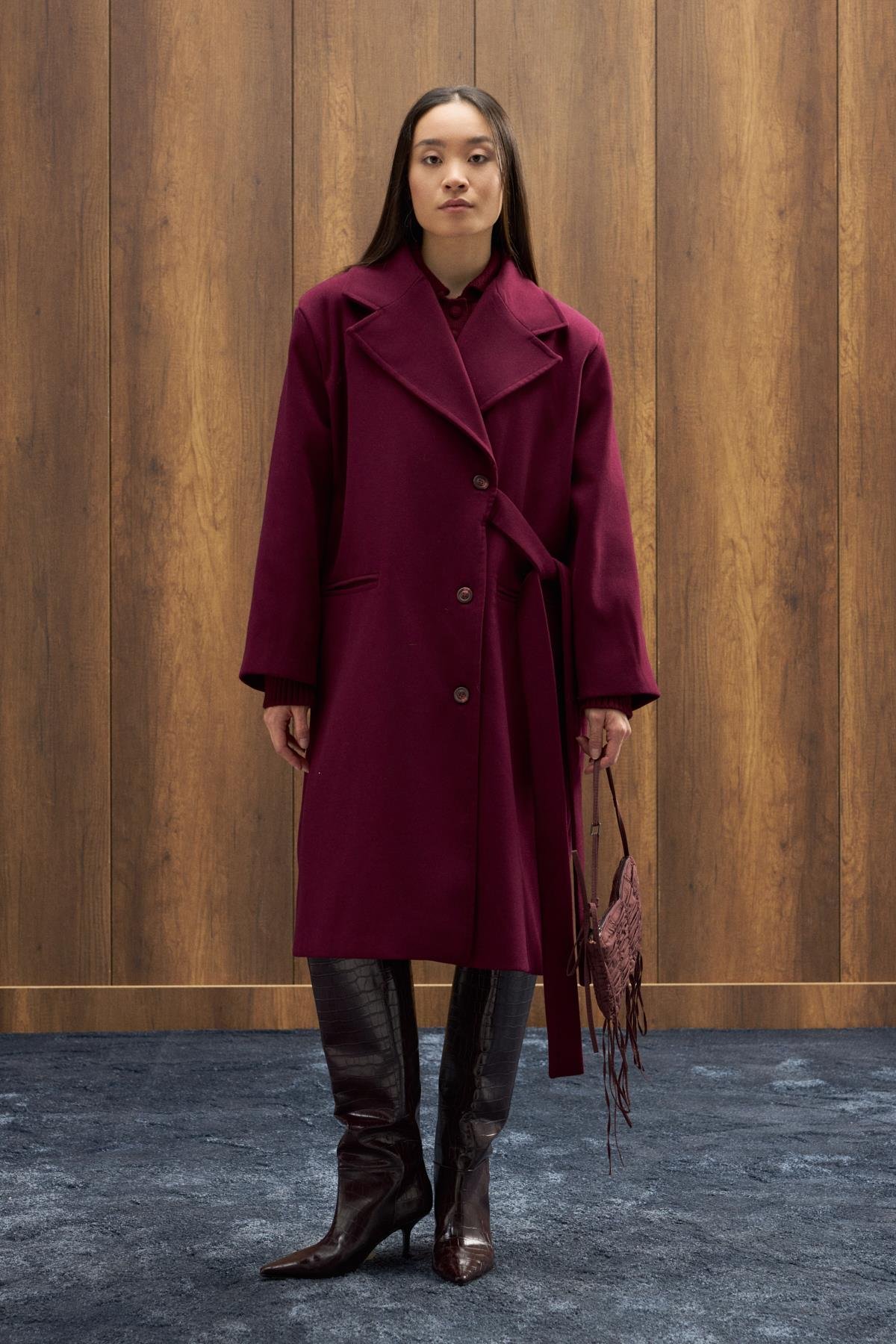 Serande Yandan Bağlamalı Kaşe Kaban - Mürdüm 