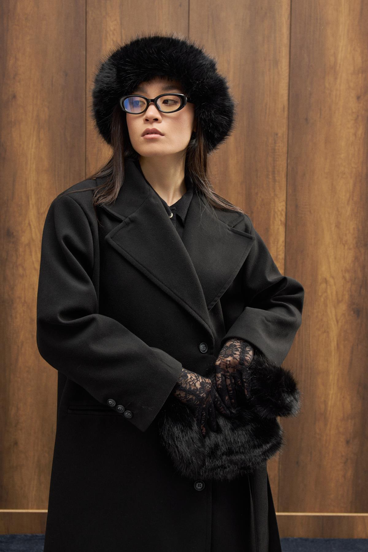 Serande Yandan Bağlamalı Kaşe Kaban  - Siyah 