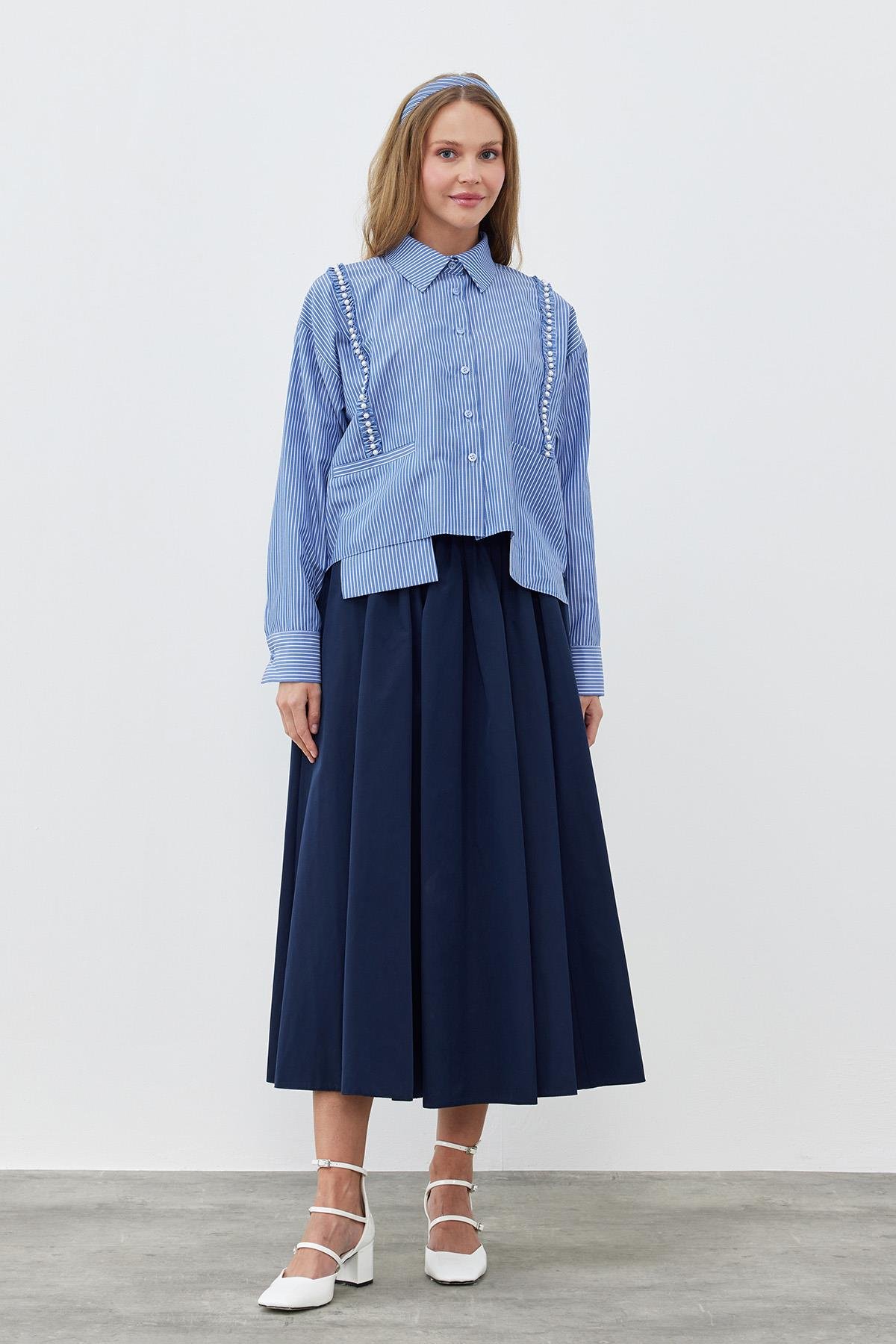 SERENA CEP DETAYLI İNCİ NAKIŞLI GÖMLEK - LACİVERT