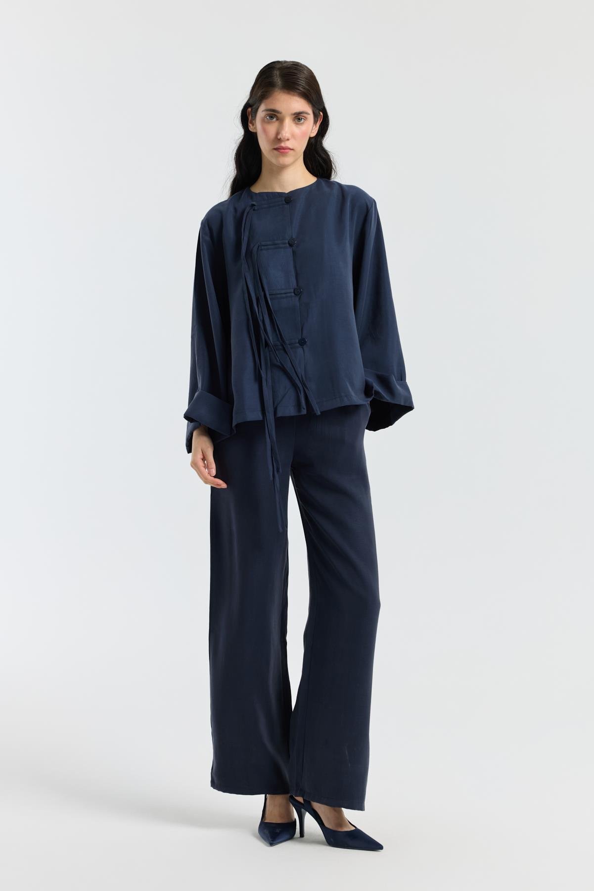 Suzan Britt Düğme Kapamalı Modal Takım - Lacivert