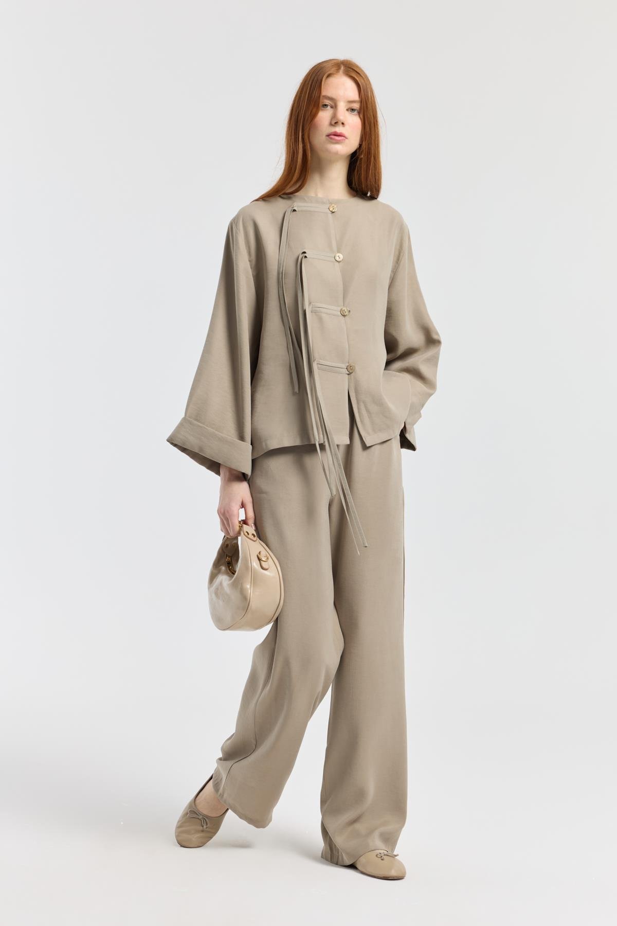 Suzan Britt Düğme Kapamalı Modal Takım - Vizon 