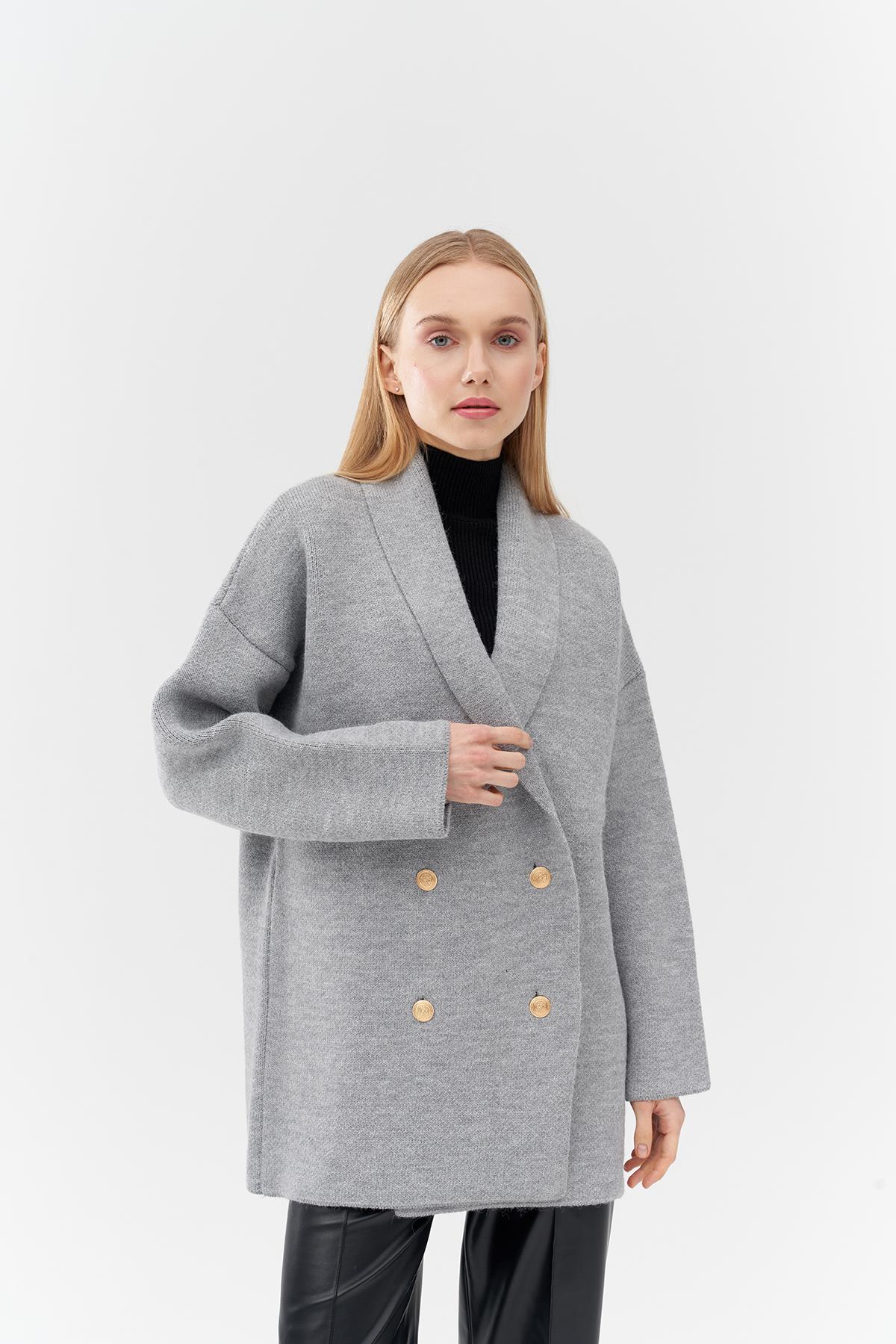 VENÜS GOLD DÜĞME DETAYLI KRUVAZE ÖRME CEKET