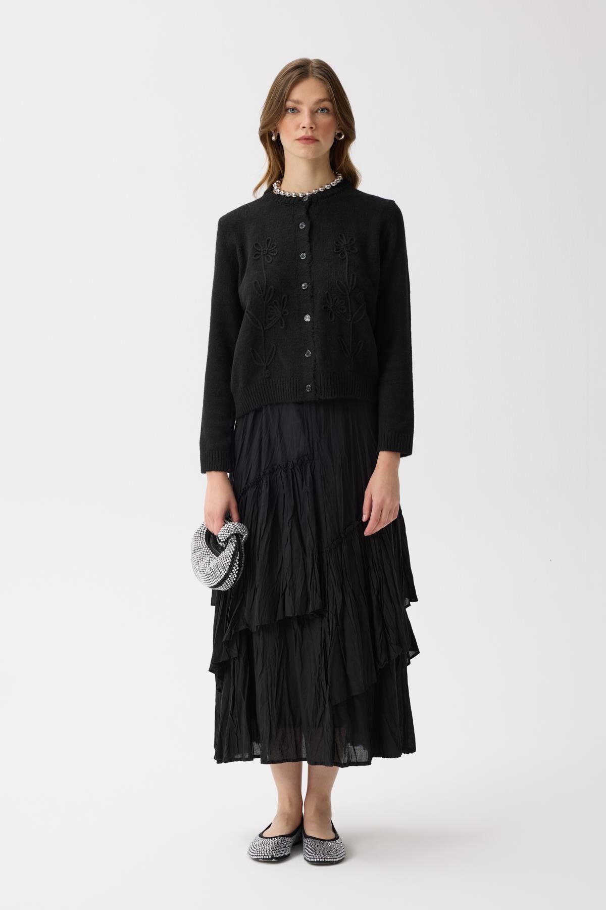 Vera Çiçek Motifli Hırka - Siyah 