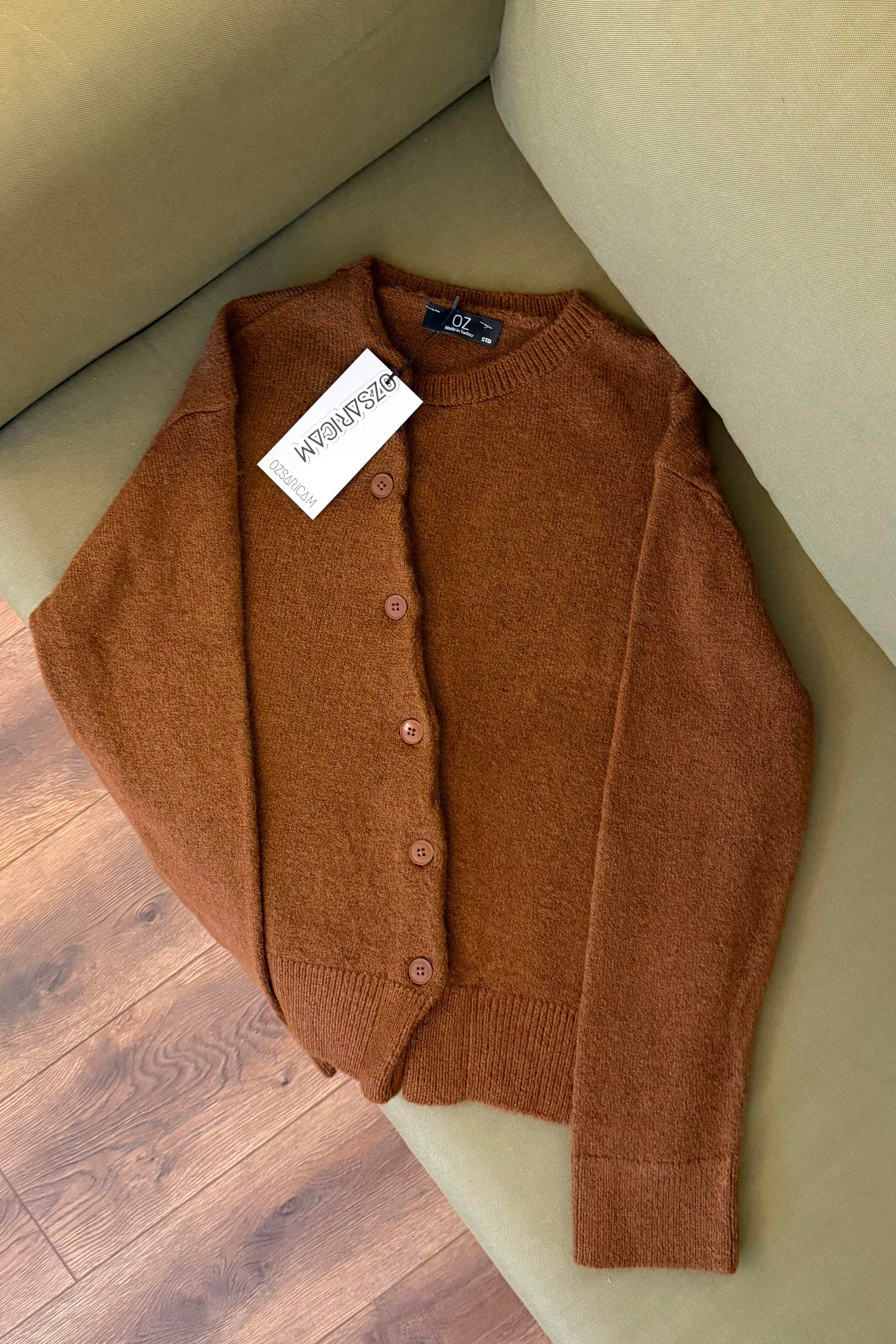 Yue Asimetrik Patlı Triko Hırka - Taba 