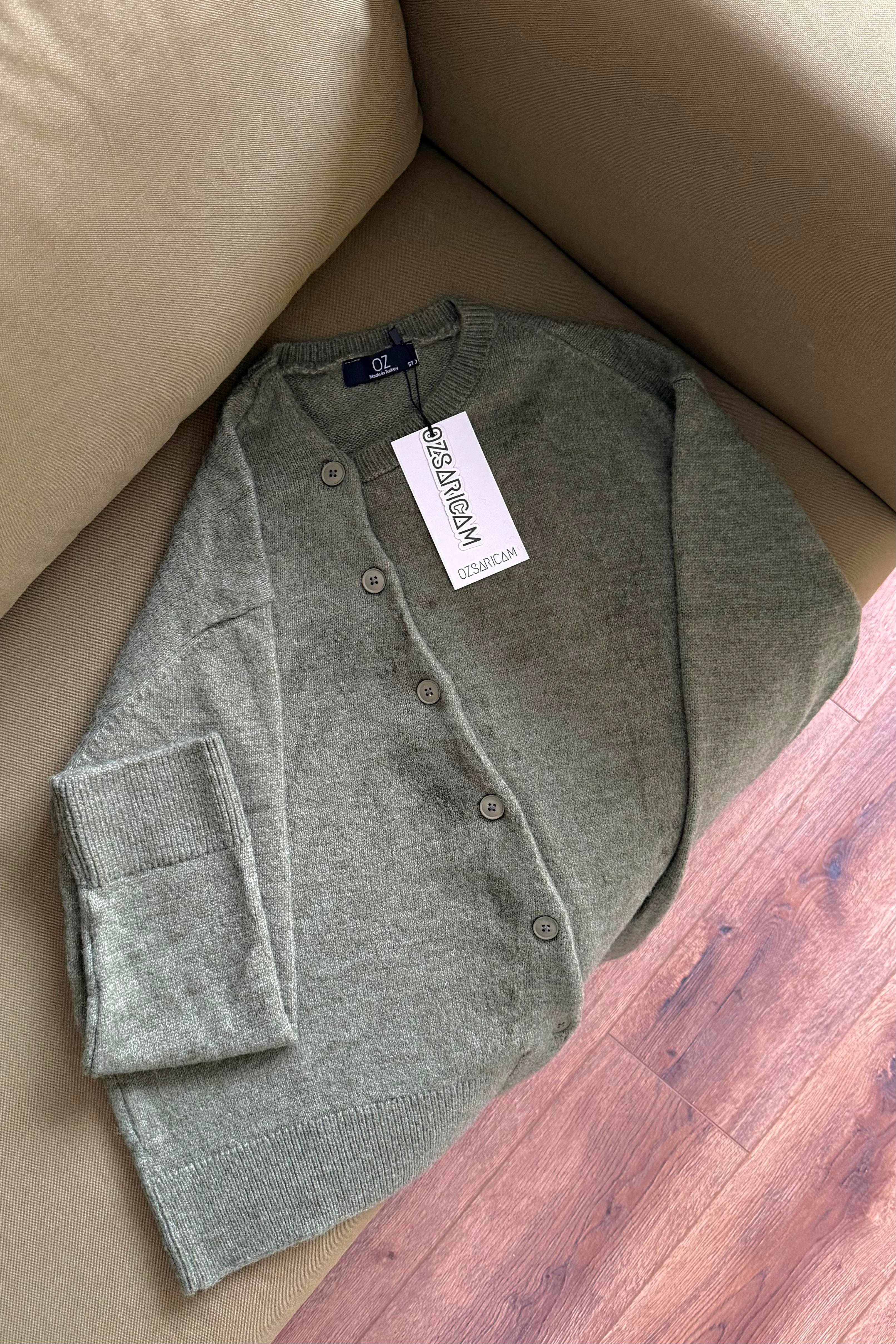 Yue Asimetrik Patlı Triko Hırka - Yeşil 