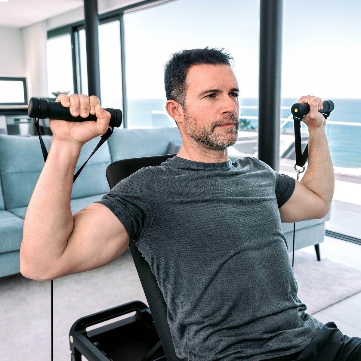 Flow Fitness DSG200i Smart Home Gym – Kuvvet İstasyonu – 90 kg – Ücretsiz Uygulama