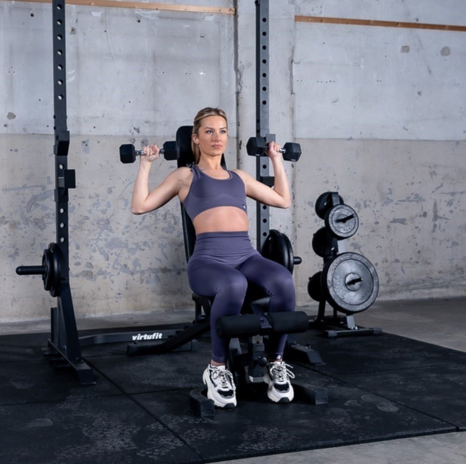 VirtuFit Ayarlanabilir Fitness Bankı Pro – Siyah