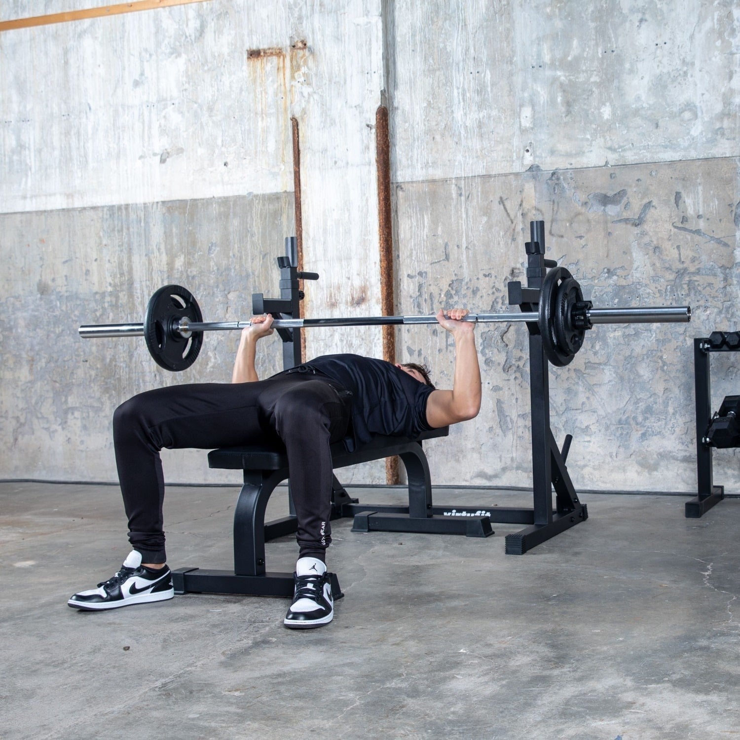 VirtuFit Ayarlanabilir Squat Rack – Halter Destekli – Dip Barlı