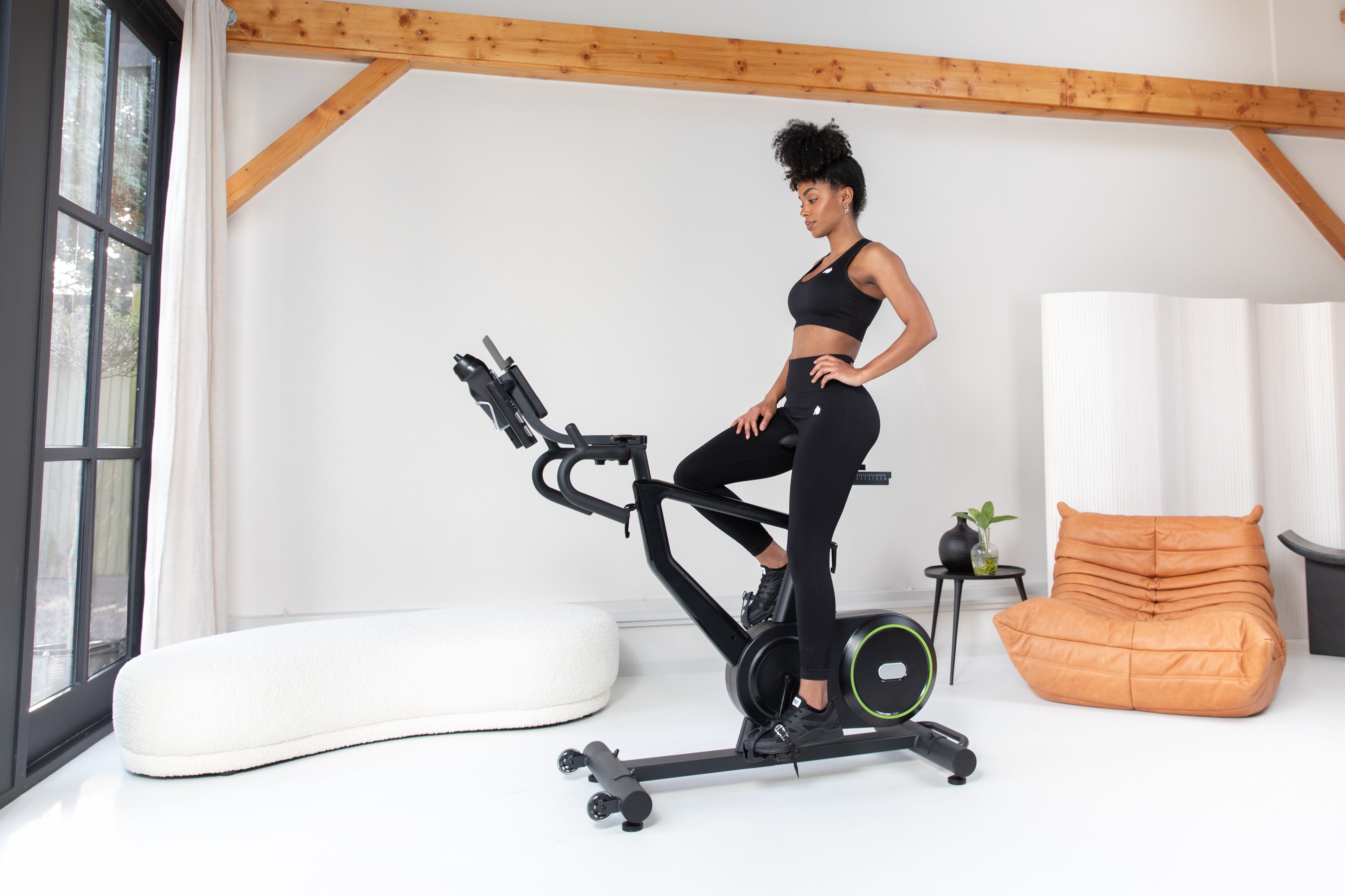 VirtuFit Etappe 2.0i Indoor Cycle – Spinning Bisikleti – 22 kg Volan – 24 Kademe
