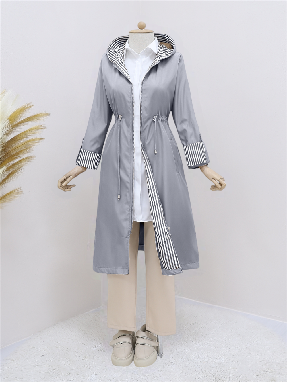 Quilted Lined Hooded Trench Coat - Gray-138-9091-R11