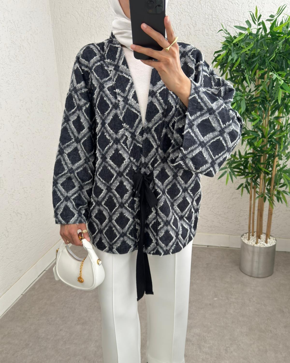 Beli Bağlamalı Kare Desen Saçaklı Kimono -K.Laci