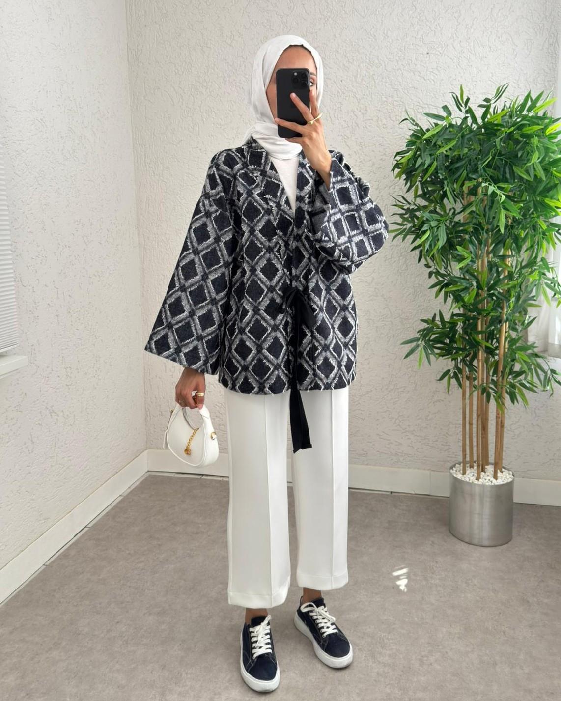 Beli Bağlamalı Kare Desen Saçaklı Kimono -K.Laci