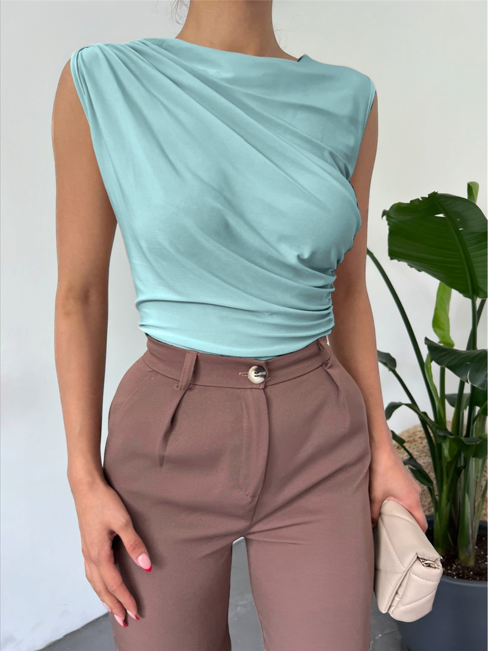 Crew Neck Zero Sleeve Sandy Blouse -Mint-246-2574-R24