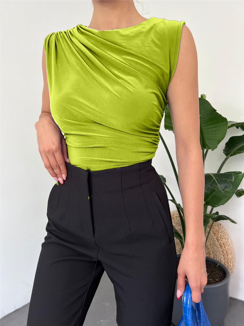 Crew Neck Zero Sleeve Sandy T-Shirt -Oil Green-246-2574-R72